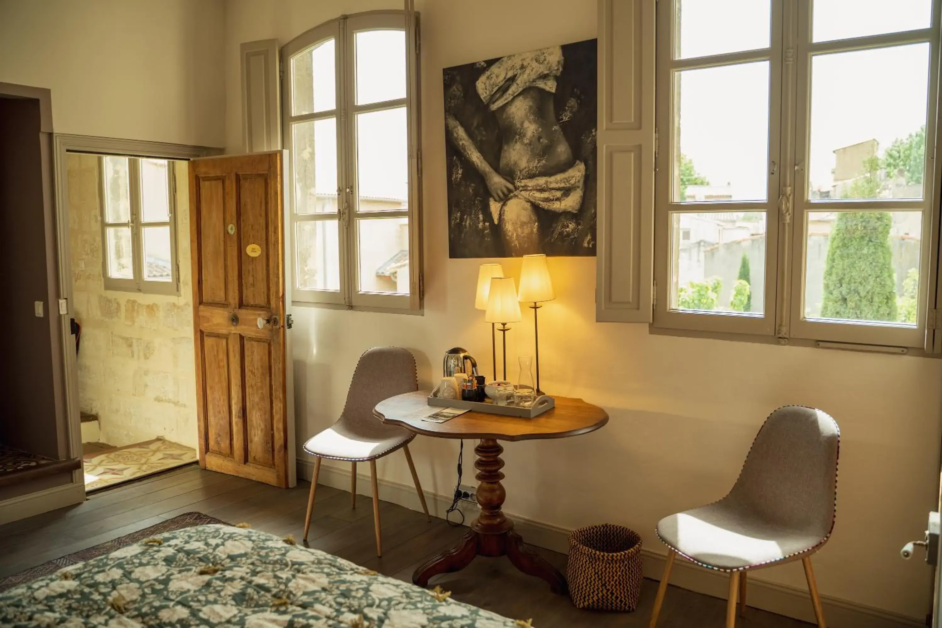 Photo of the whole room, Seating Area in Les Jardins de Baracane