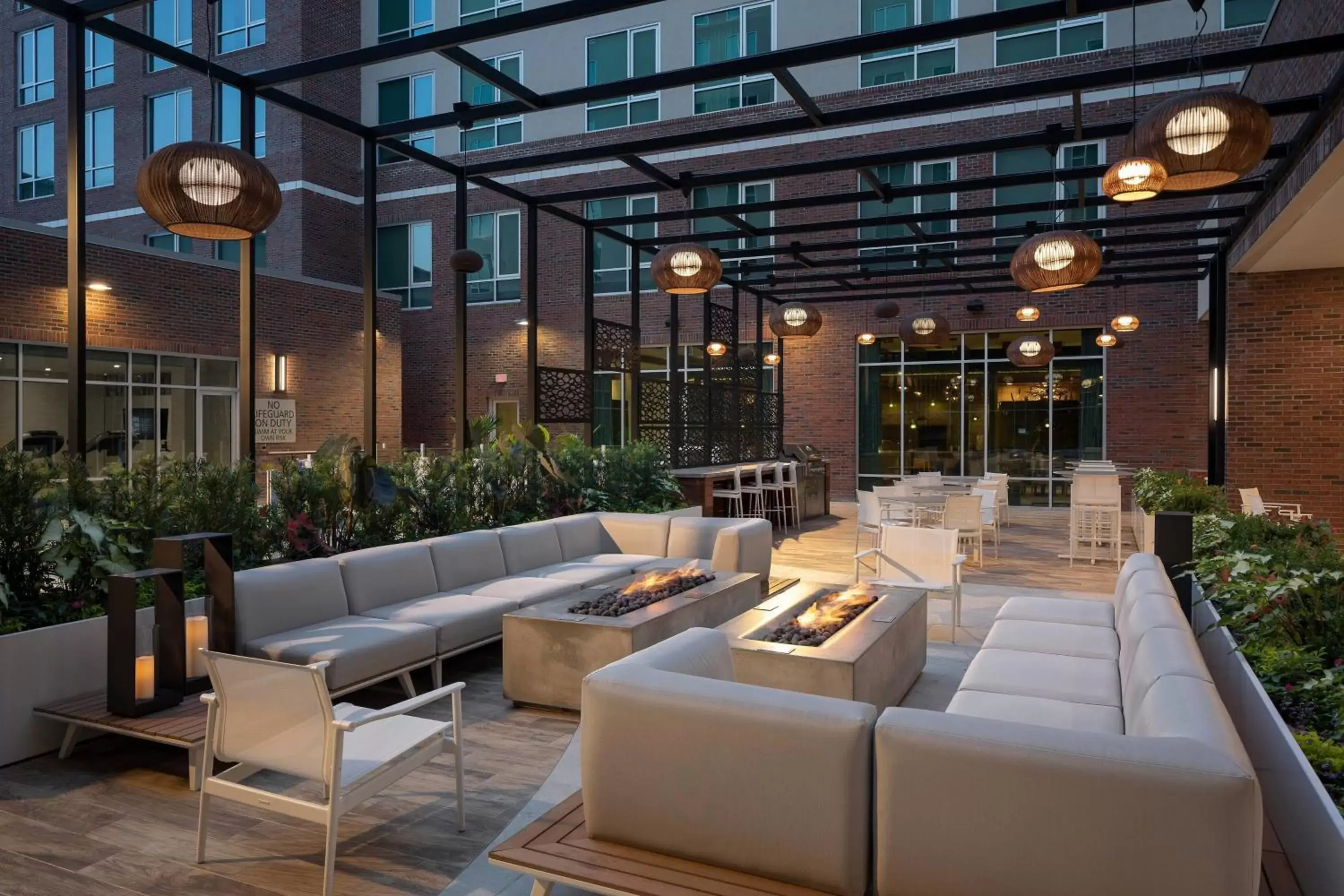 Lounge or bar in SpringHill Suites by Marriott Greenville Downtown