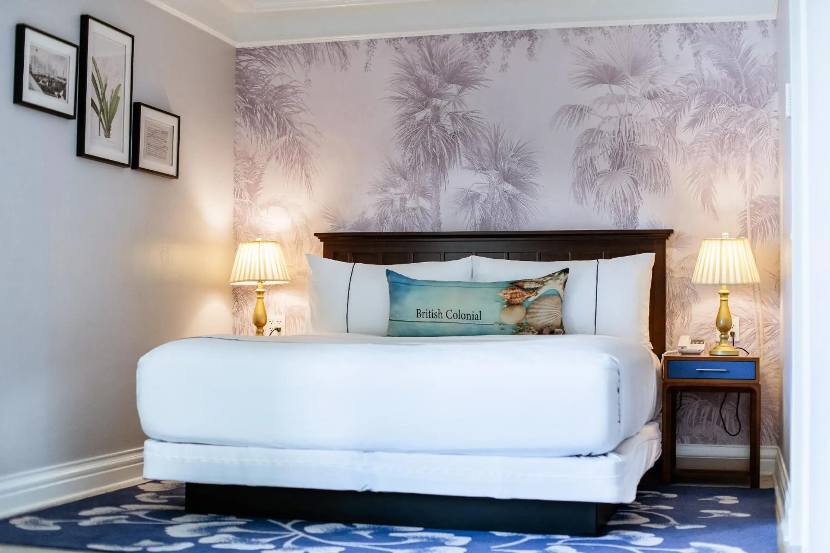 Bed in British Colonial Nassau Bed in British Colonial Nassau