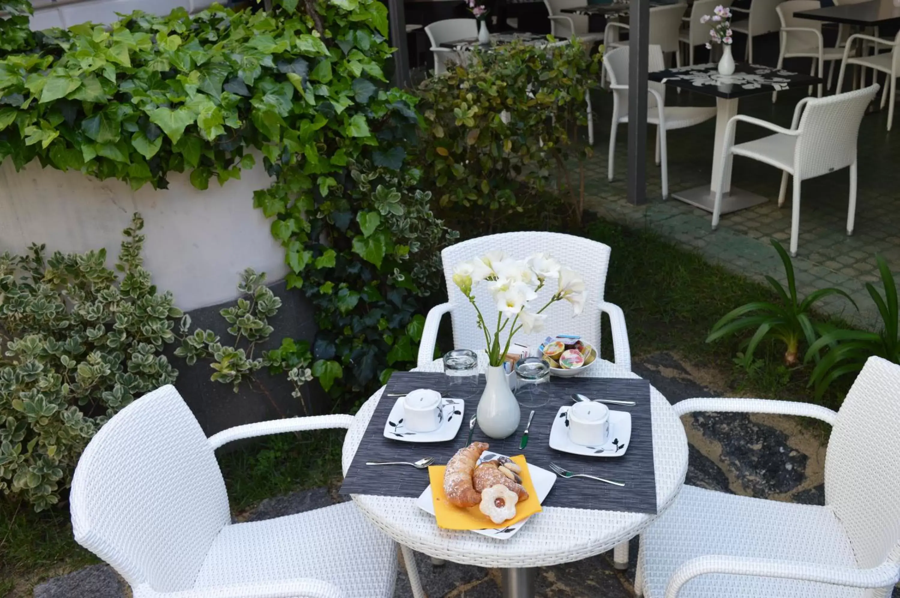 Breakfast in Villa Vittoria Tropea B&B