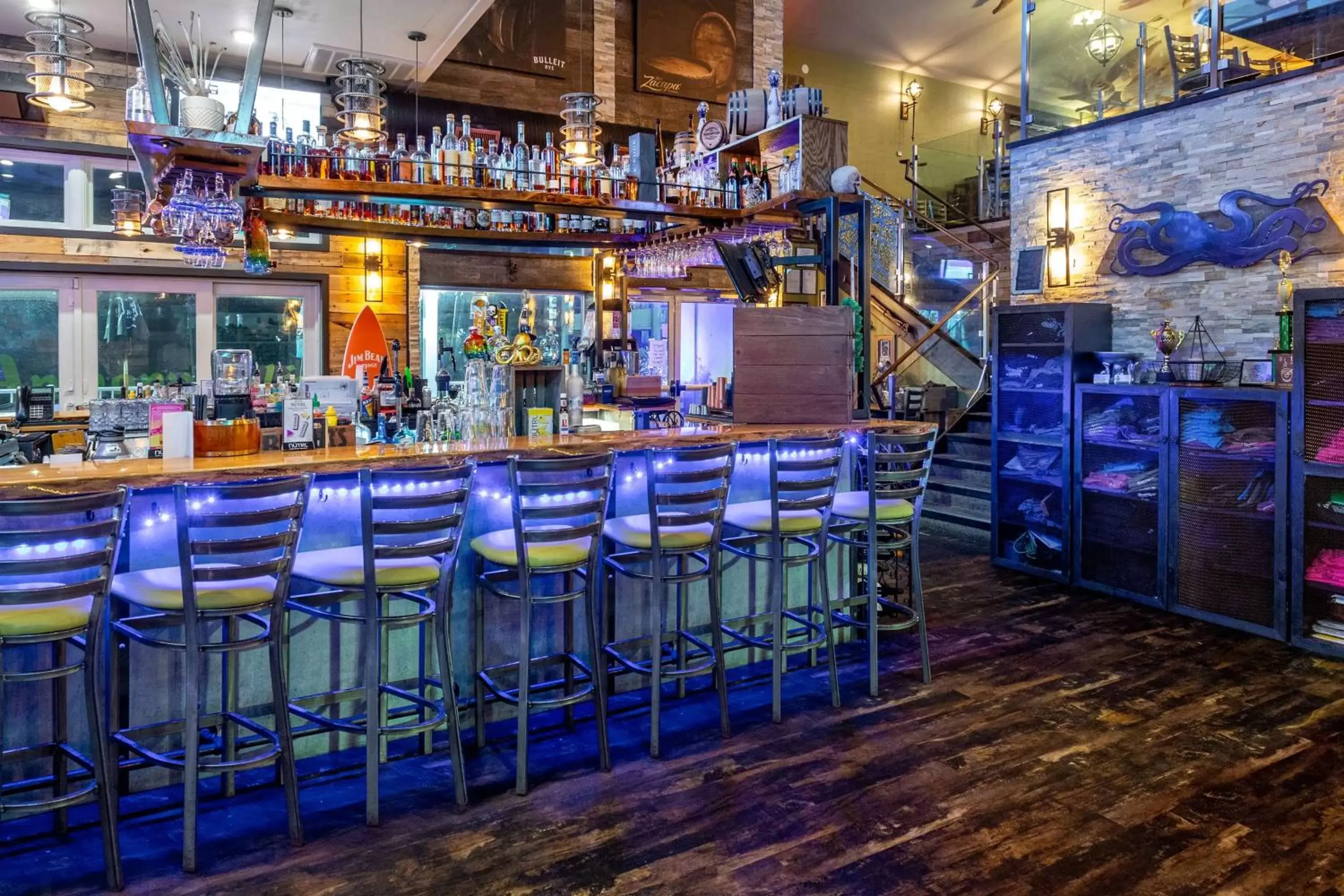 Lounge or bar in La Quinta by Wyndham Ocean City Lounge or bar in La Quinta by Wyndham Ocean City