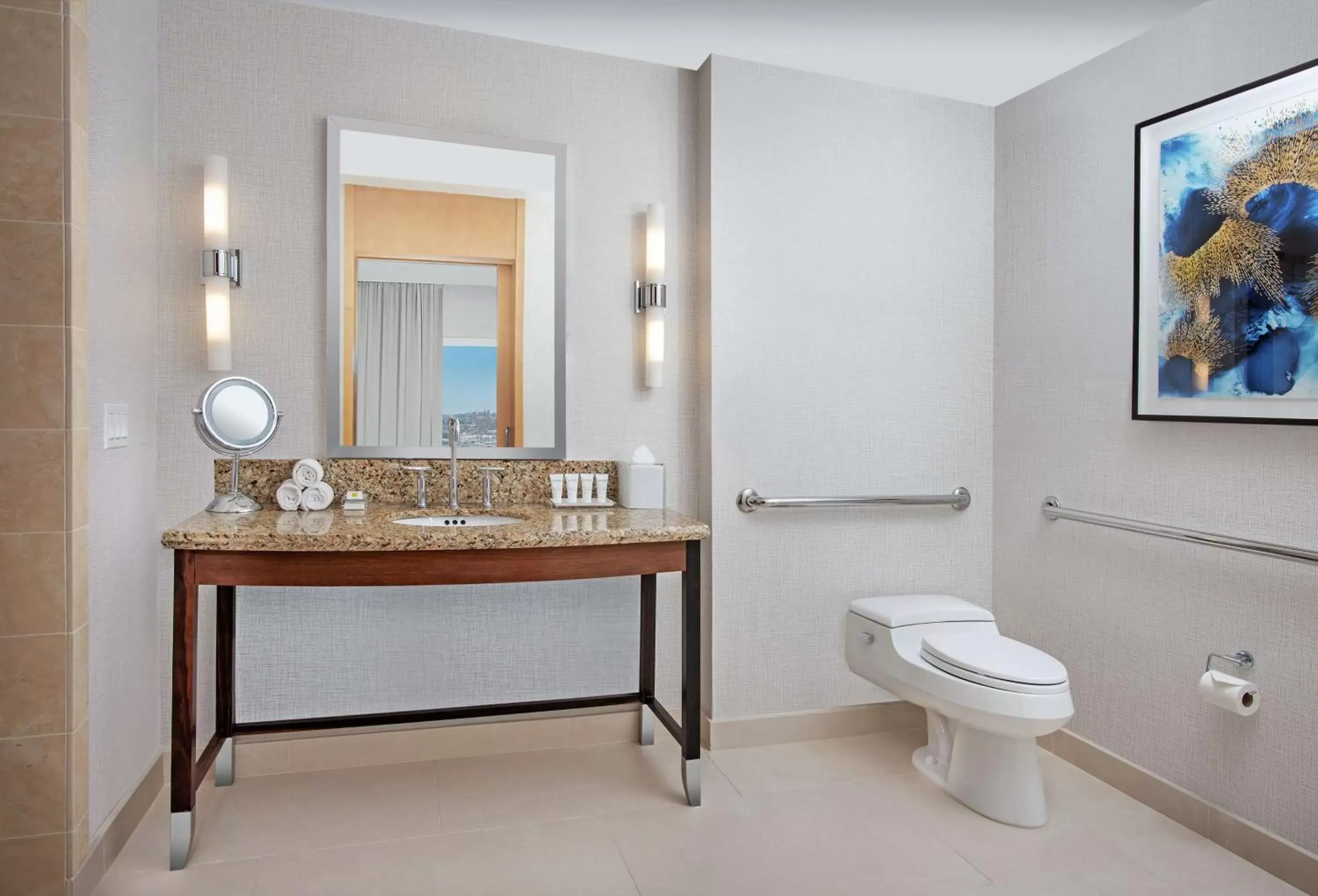 Bathroom in Hilton San Diego Bayfront