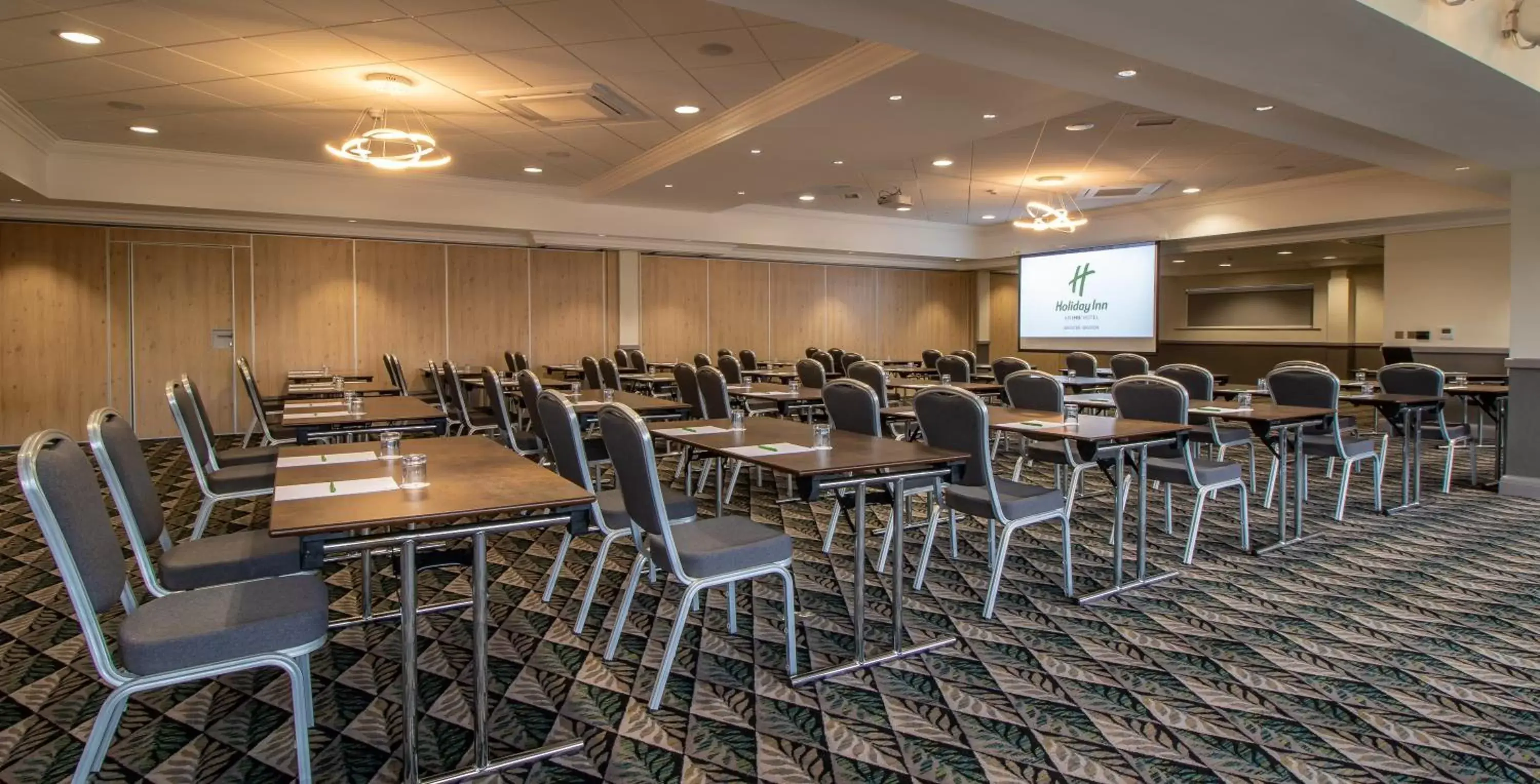 Meeting/conference room in Holiday Inn - Leicester - Wigston, an IHG Hotel