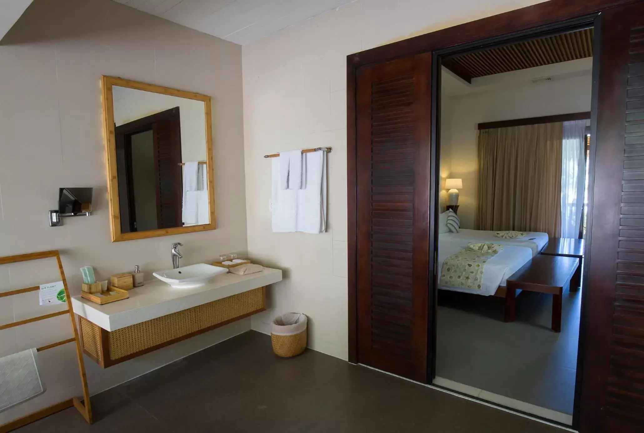 Photo of the whole room, Bathroom in The Cliff Resort & Residences