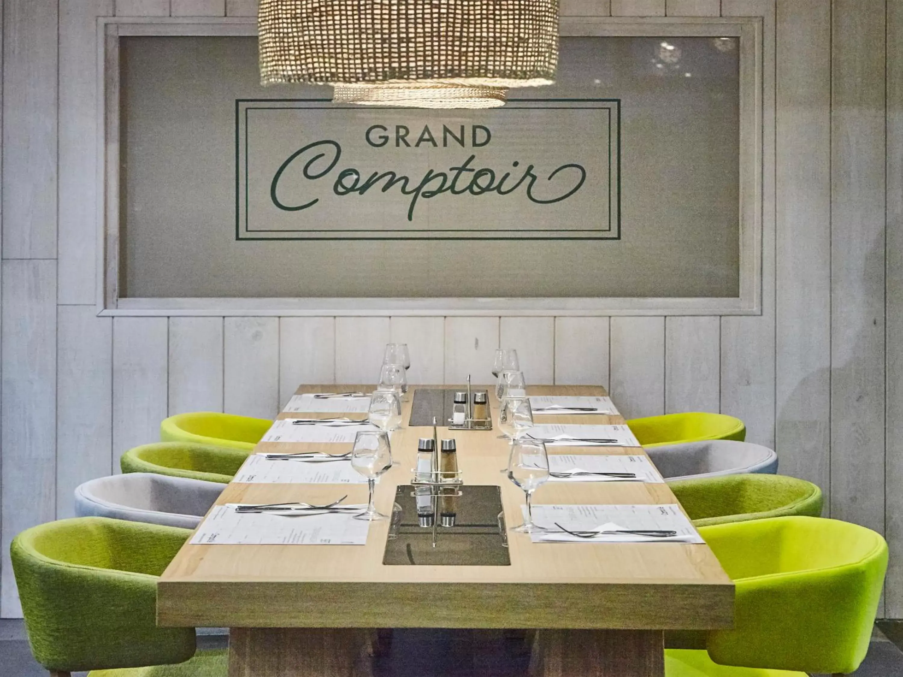 Restaurant/places to eat in Campanile Poitiers - Site du Futuroscope Restaurant/places to eat in Campanile Poitiers - Site du Futuroscope