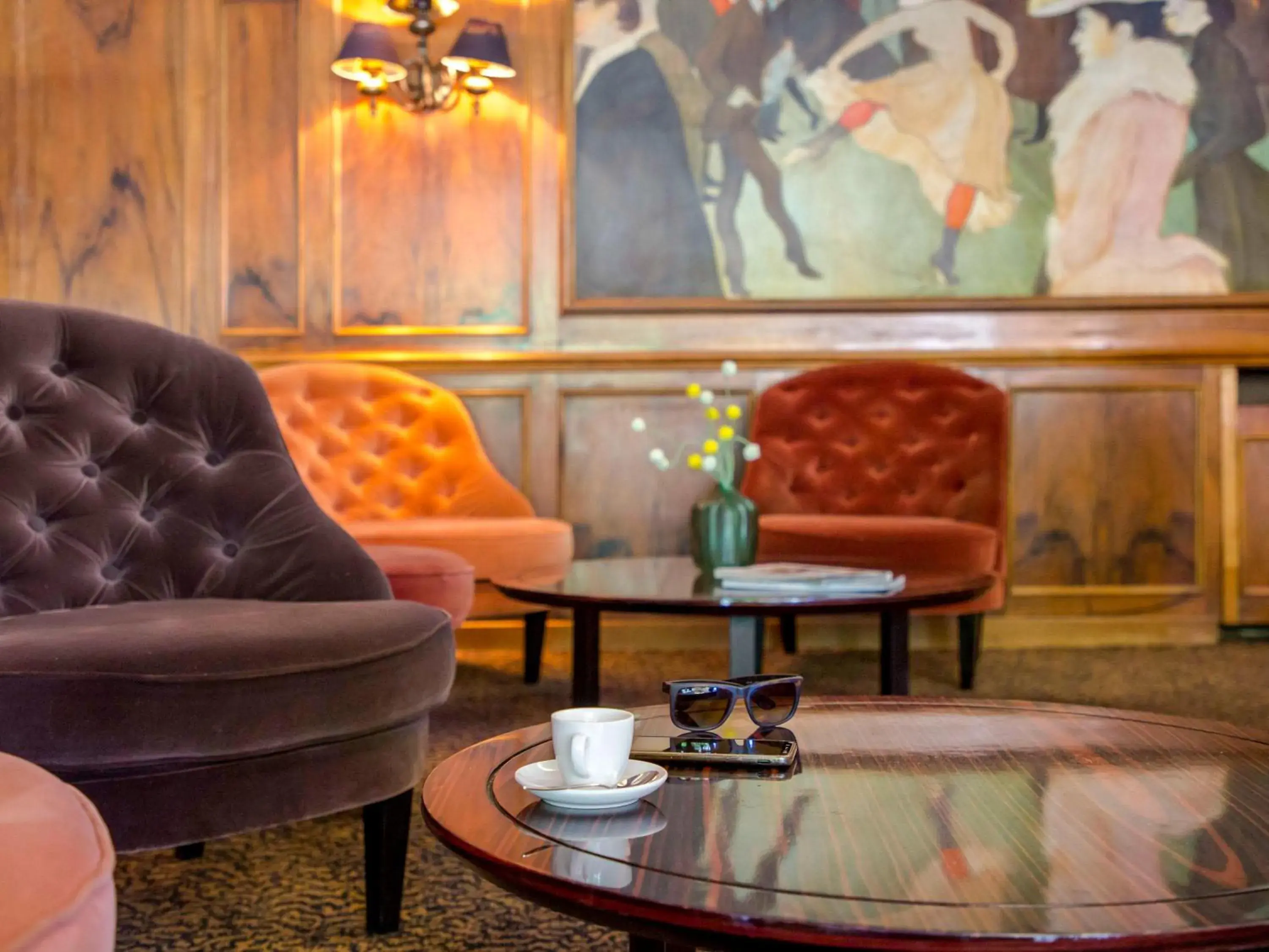 Lounge or bar, Seating Area in Hotel Marseille Centre Bompard La Corniche