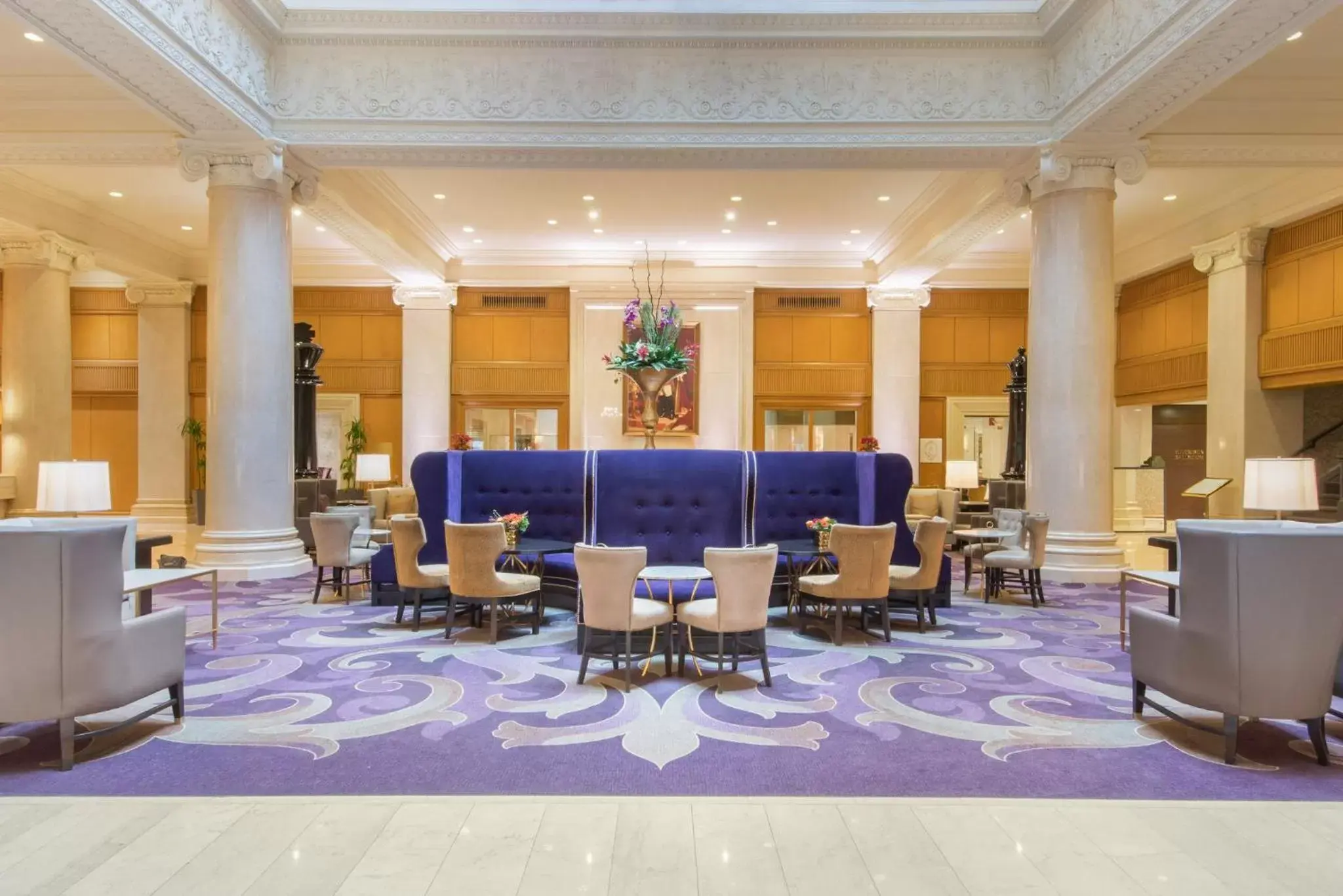 Lobby or reception in The Omni King Edward Hotel