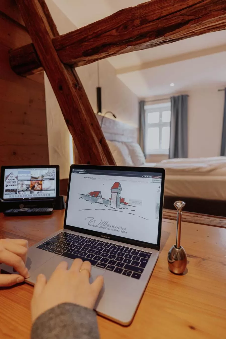 TV and multimedia in Altstadtmittehotel Sonne