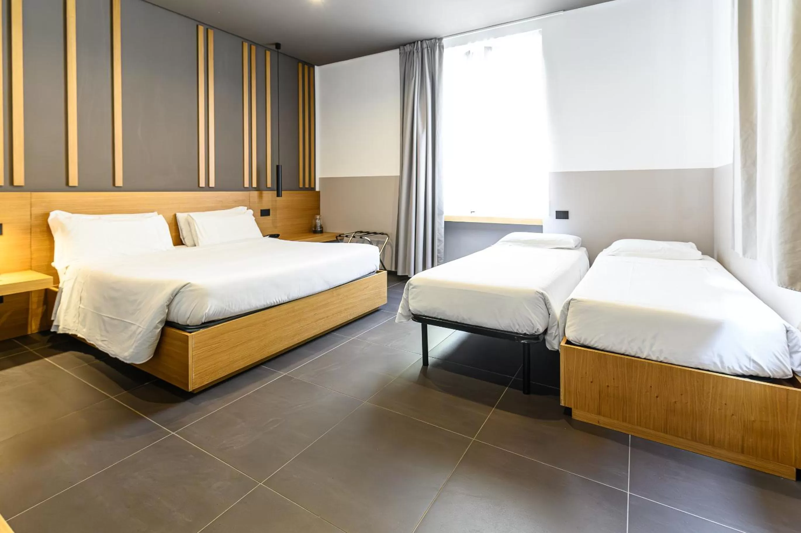 Photo of the whole room, Bed in Central Lodge Hotel