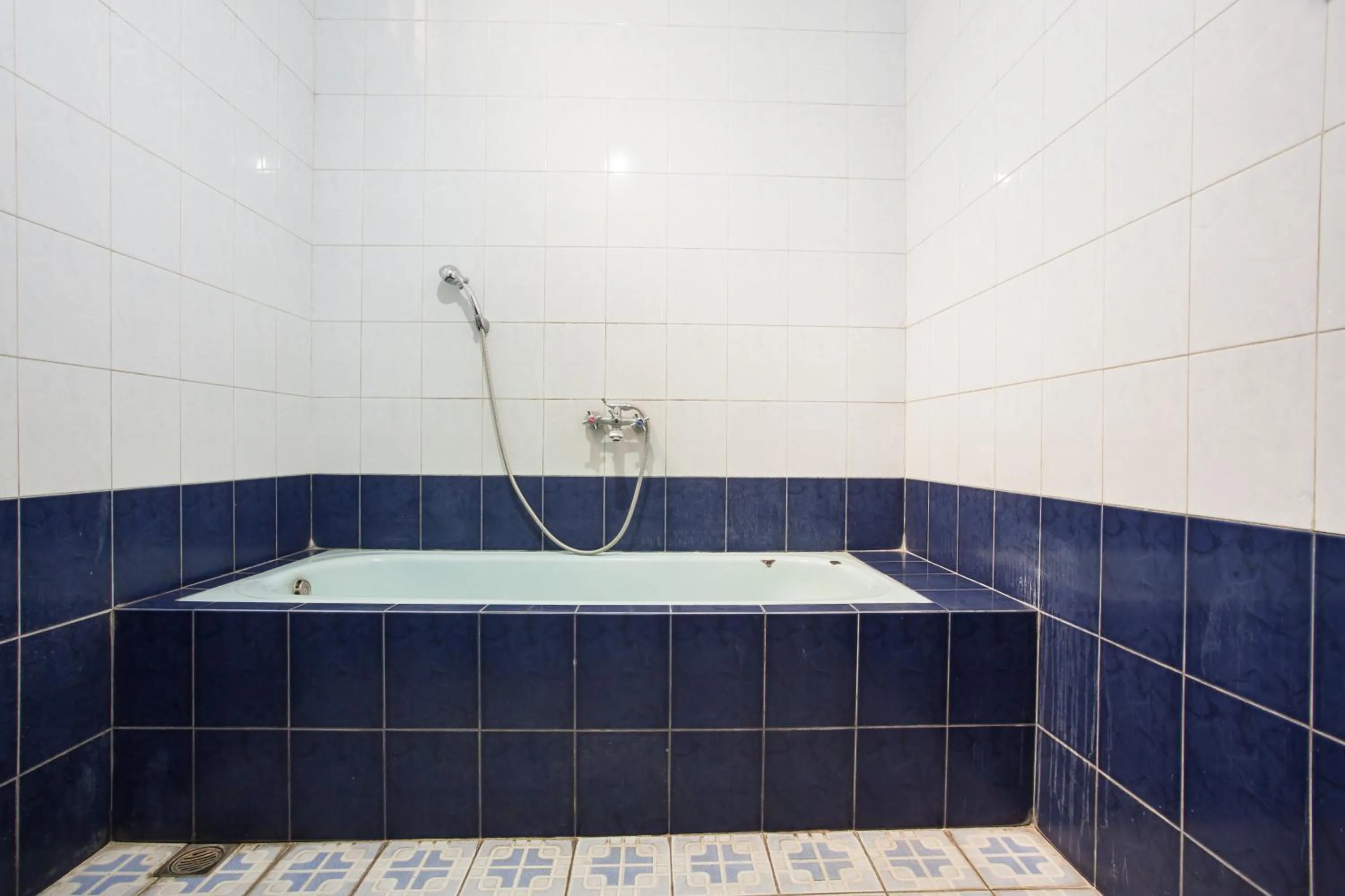 Bathroom in RedDoorz near Balai Kota Malang