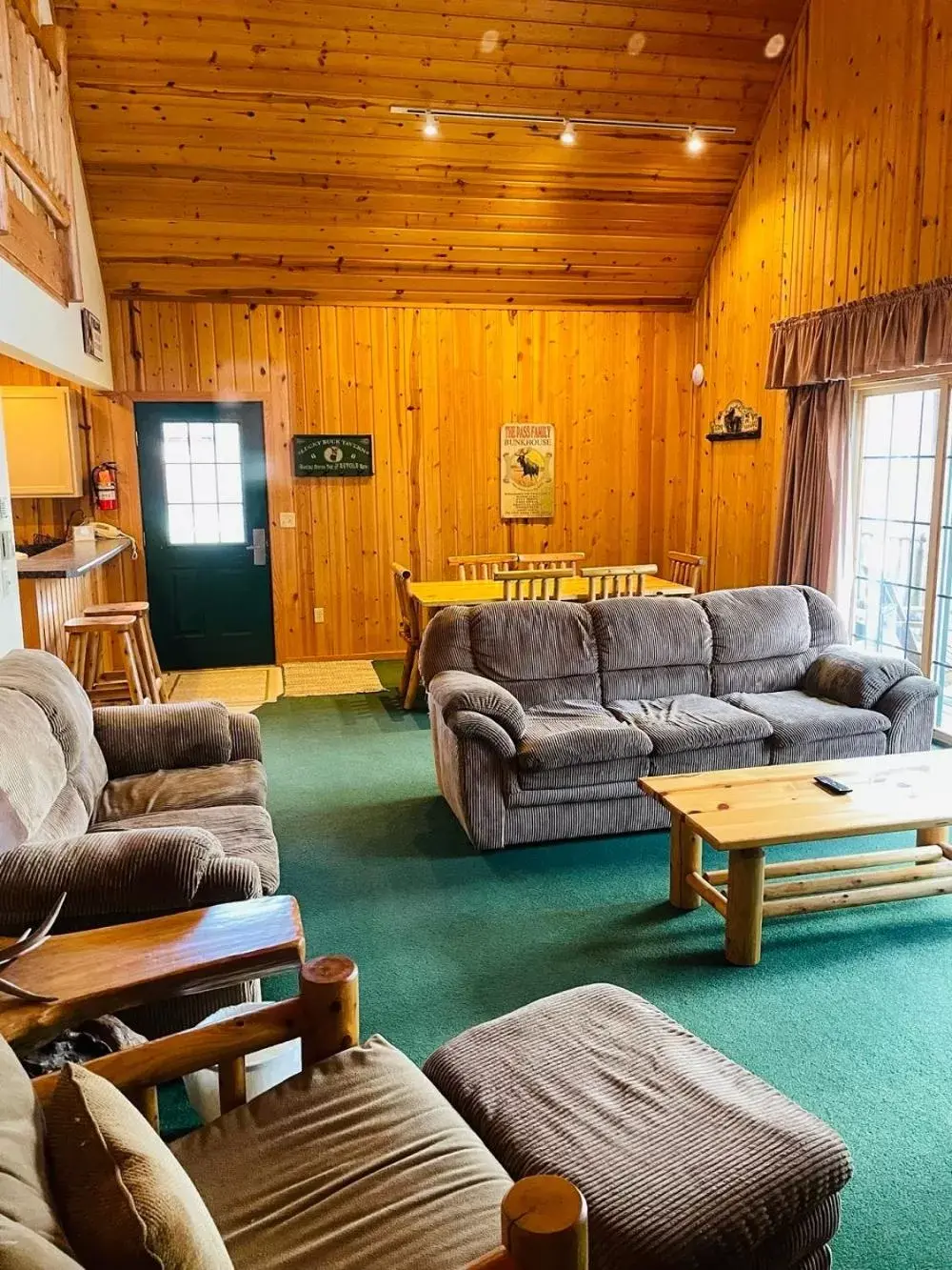 Living room, Seating Area in Drummond Island Resort & Conference Center