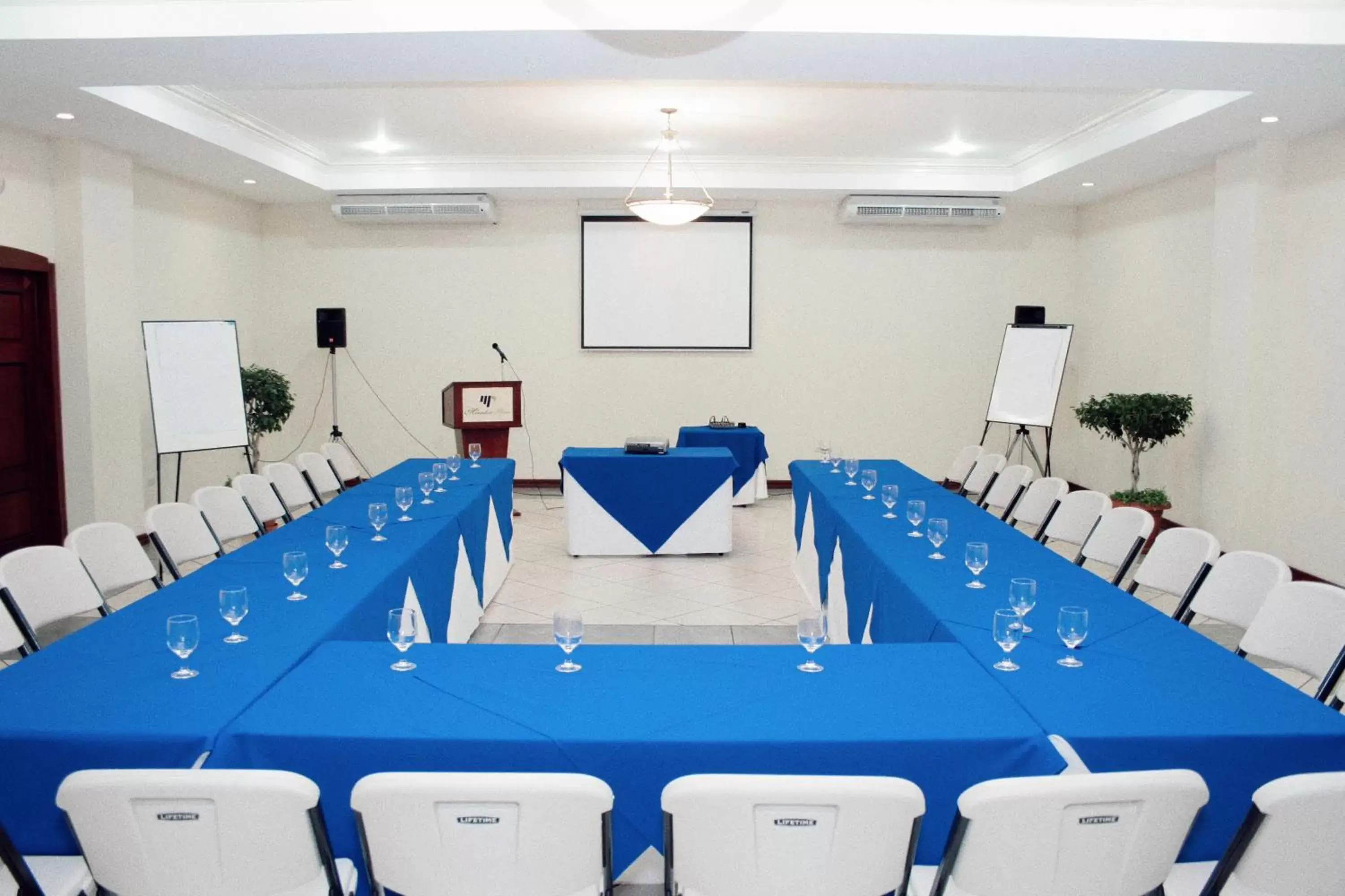 Meeting/conference room in Hotel Mirador Plaza