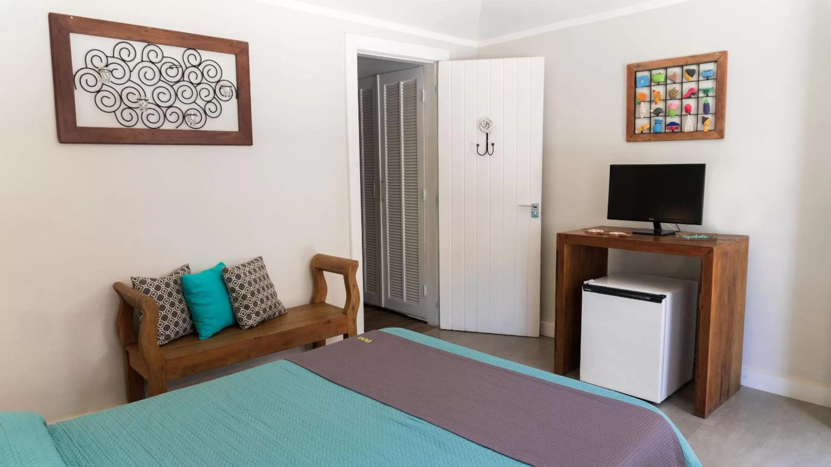 Photo of the whole room, Bed in Pousada Tartaruga