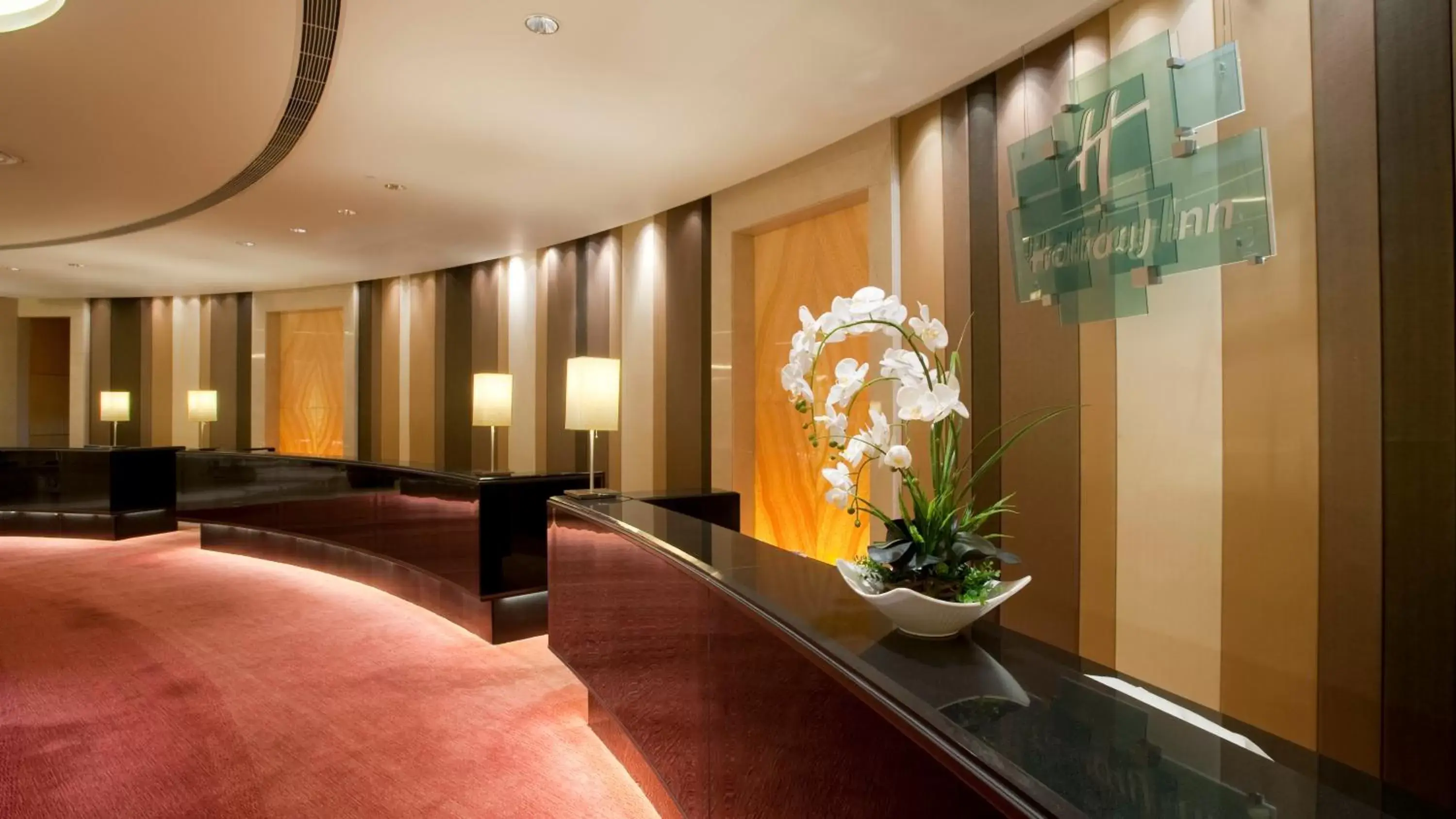 Property building, Lobby/Reception in Holiday Inn Tianjin Riverside, an IHG Hotel