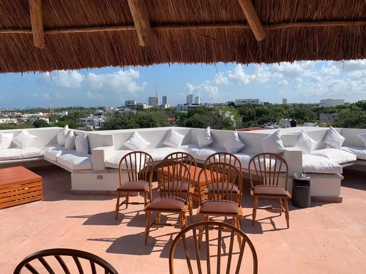 Balcony/Terrace, Restaurant/Places to Eat in Hotel Plaza Kokai Cancún