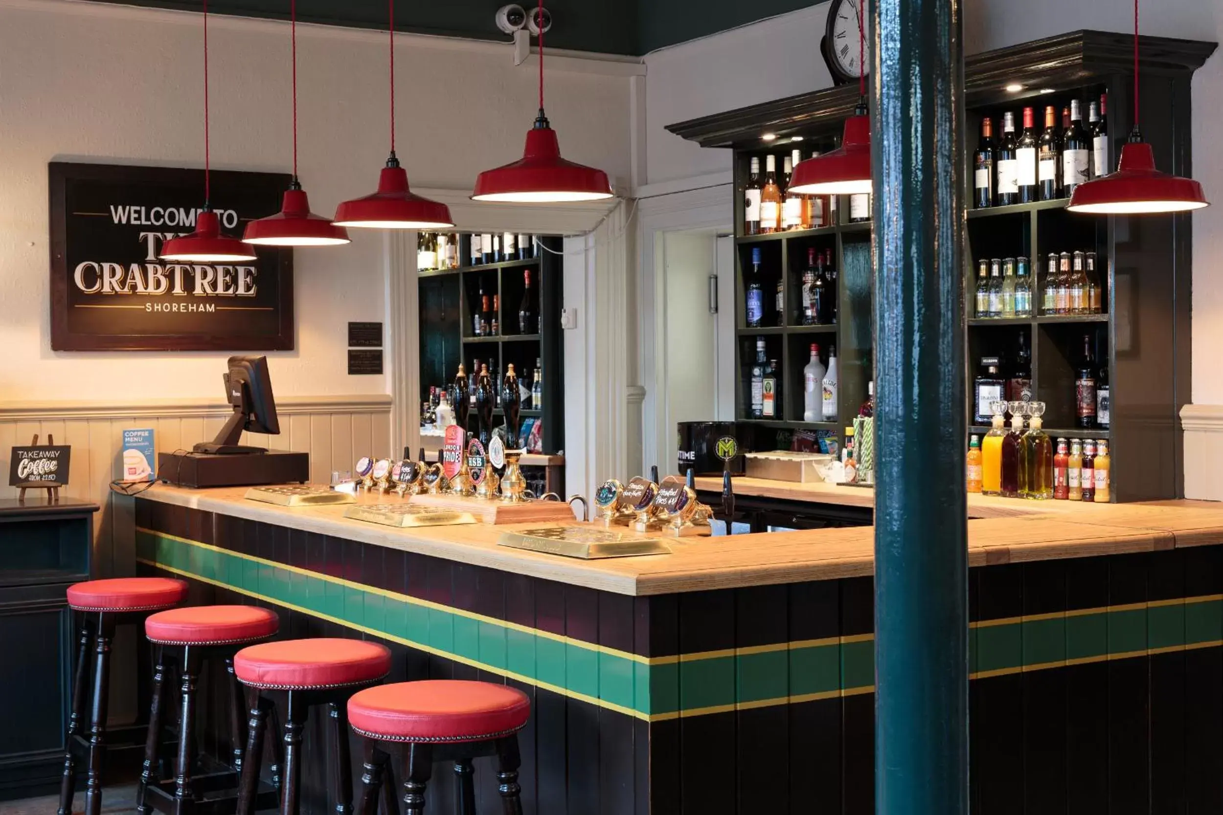 Lounge or bar, Lounge/Bar in The Crabtree Inn