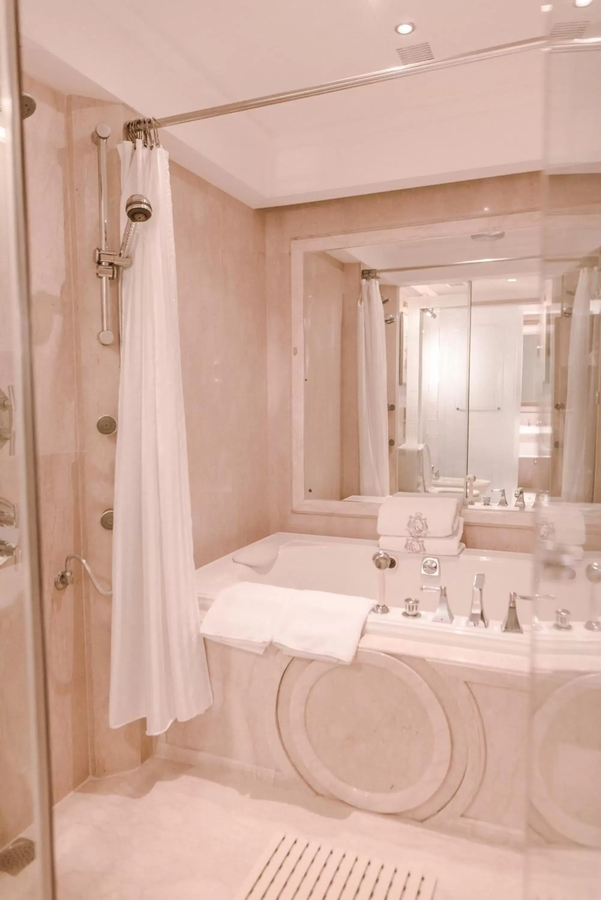Bath, Bathroom in The Imperial Hotel