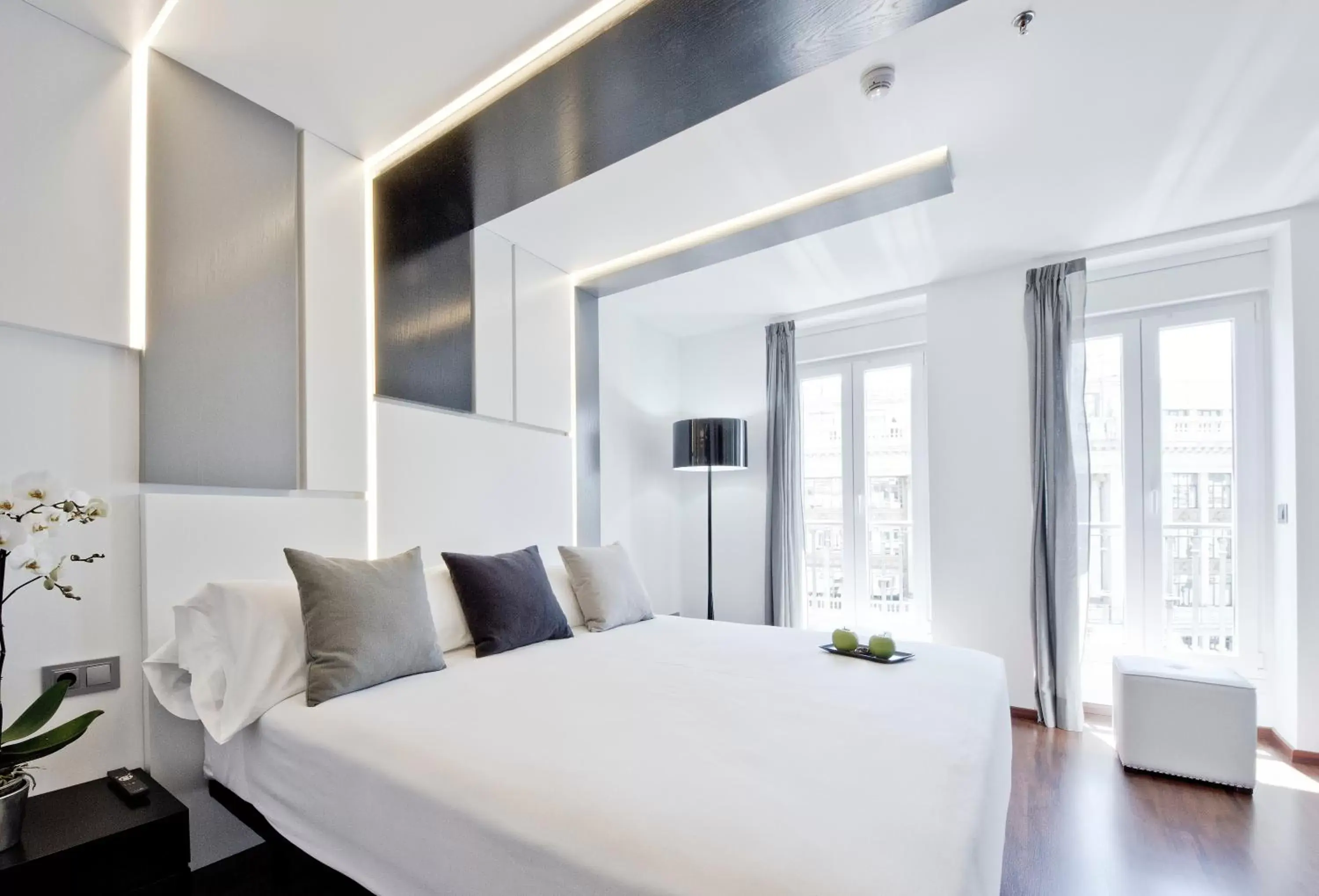 Bed, Room Photo in Hotel Regina