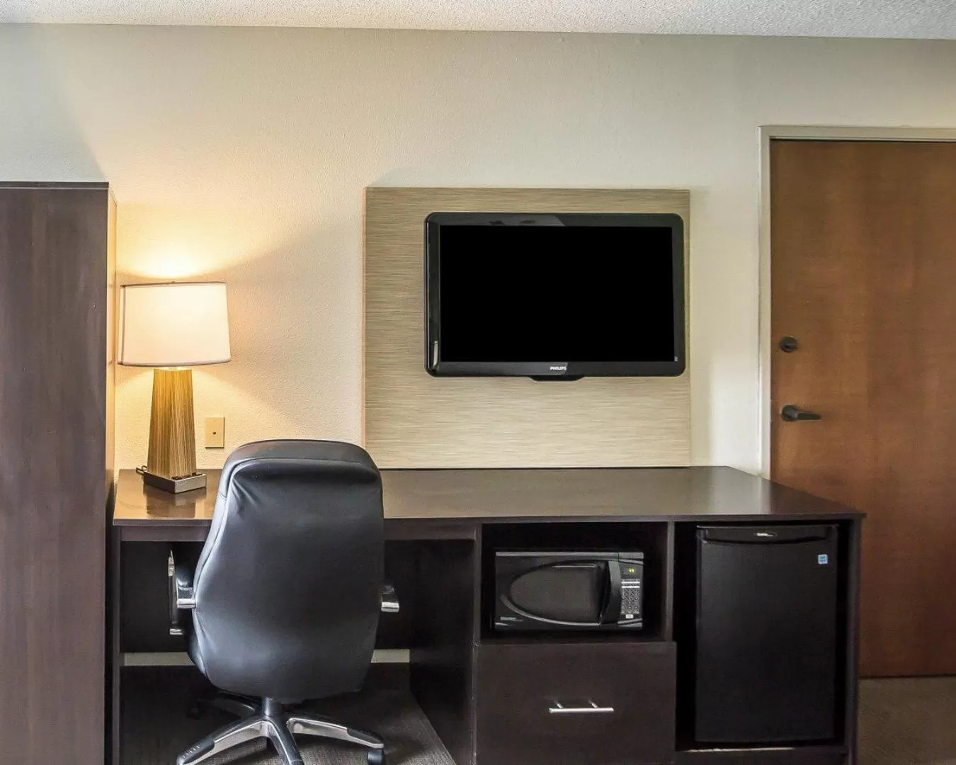 TV and multimedia in Sleep Inn South Joplin