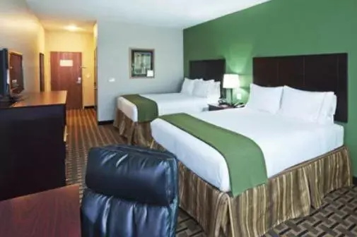 Photo of the whole room, Bed in Holiday Inn Express Hotels & Suites Jacksonville, an IHG Hotel