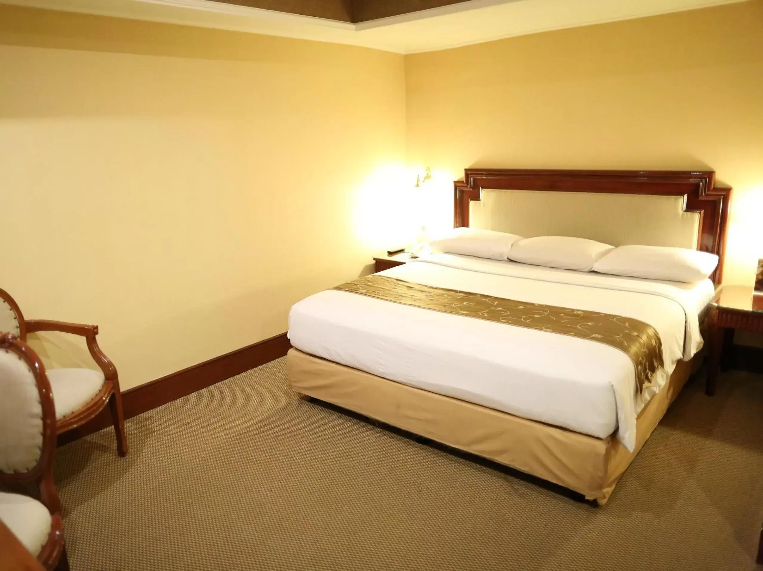 Bedroom, Bed in Golden Boutique Hotel Melawai Bedroom, Bed in Golden Boutique Hotel Melawai