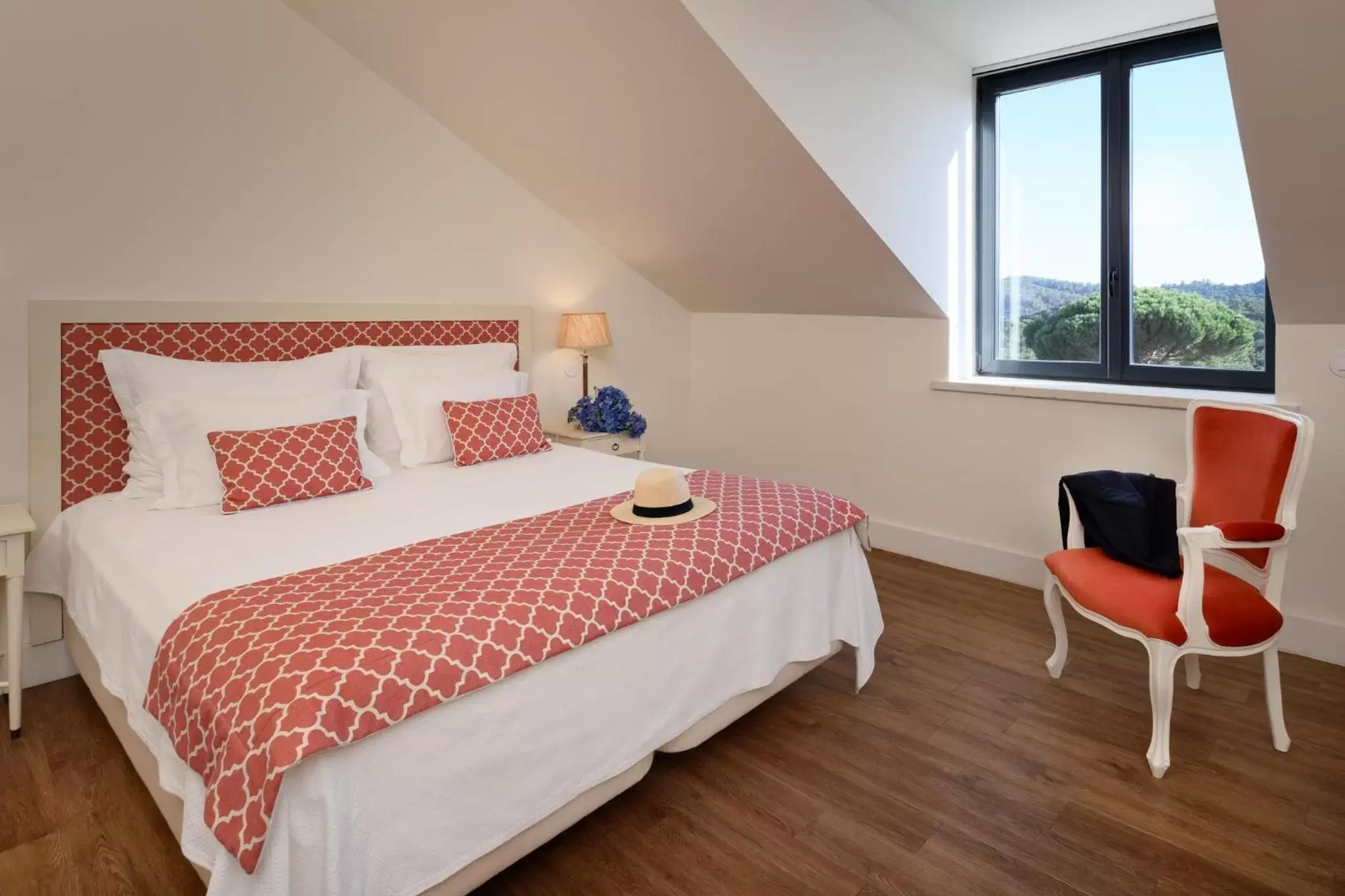 Bedroom, Bed in Hotel Casa Palmela - Small Luxury Hotels of The World, Hotel & Villas