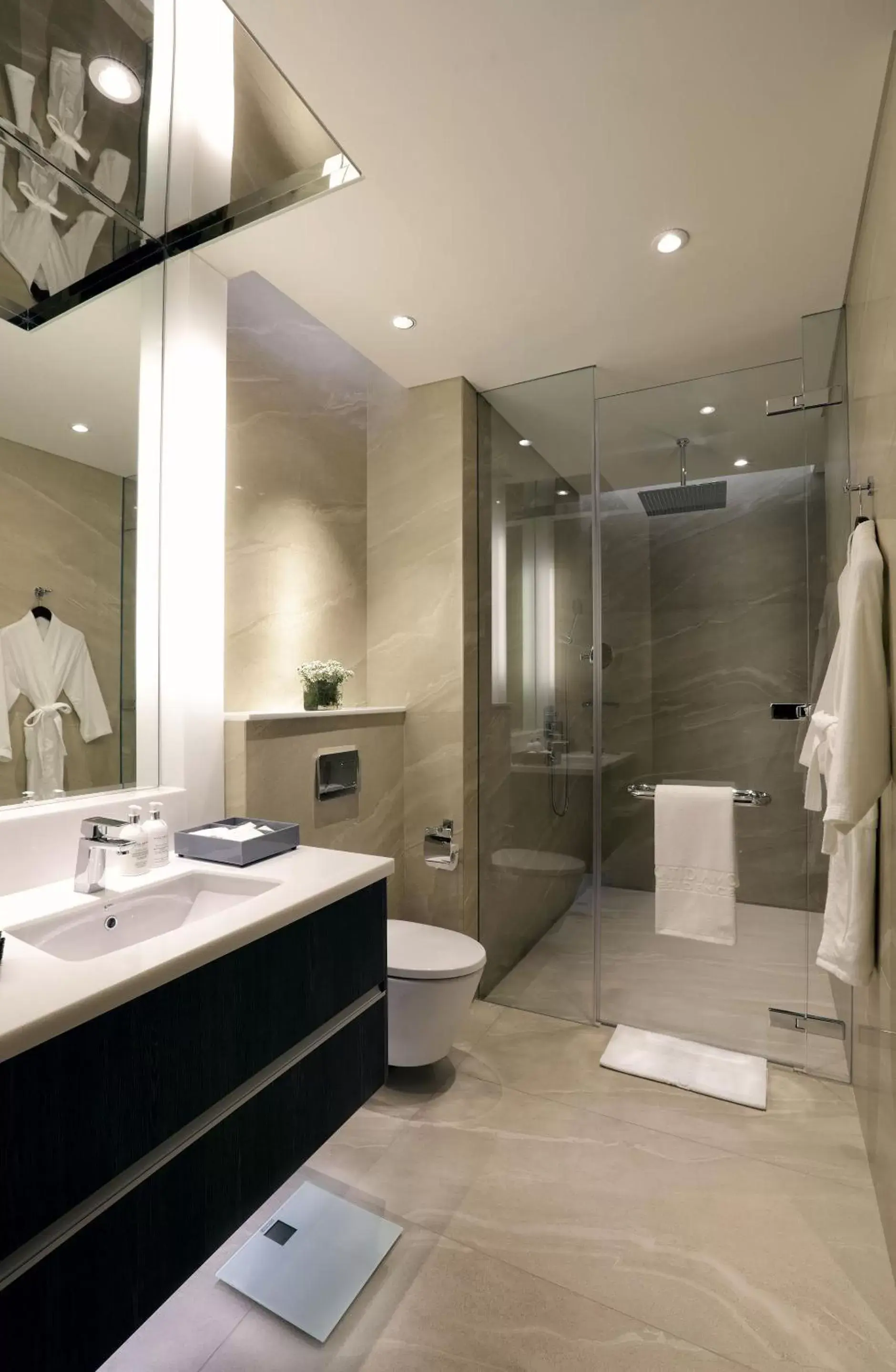 Bathroom in Makati Diamond Residences