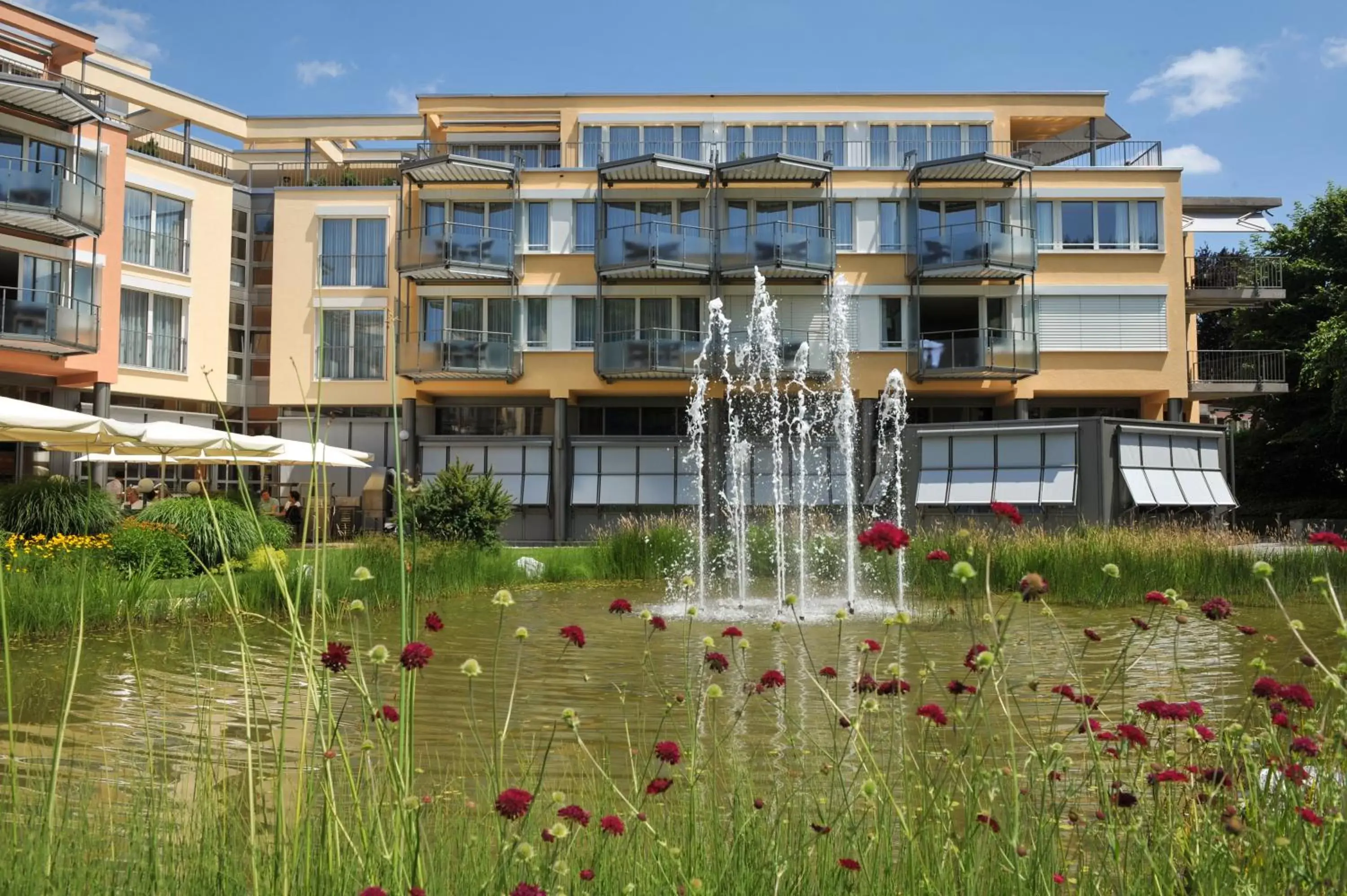 Facade/entrance, Property Building in Parkhotel Bad Zurzach