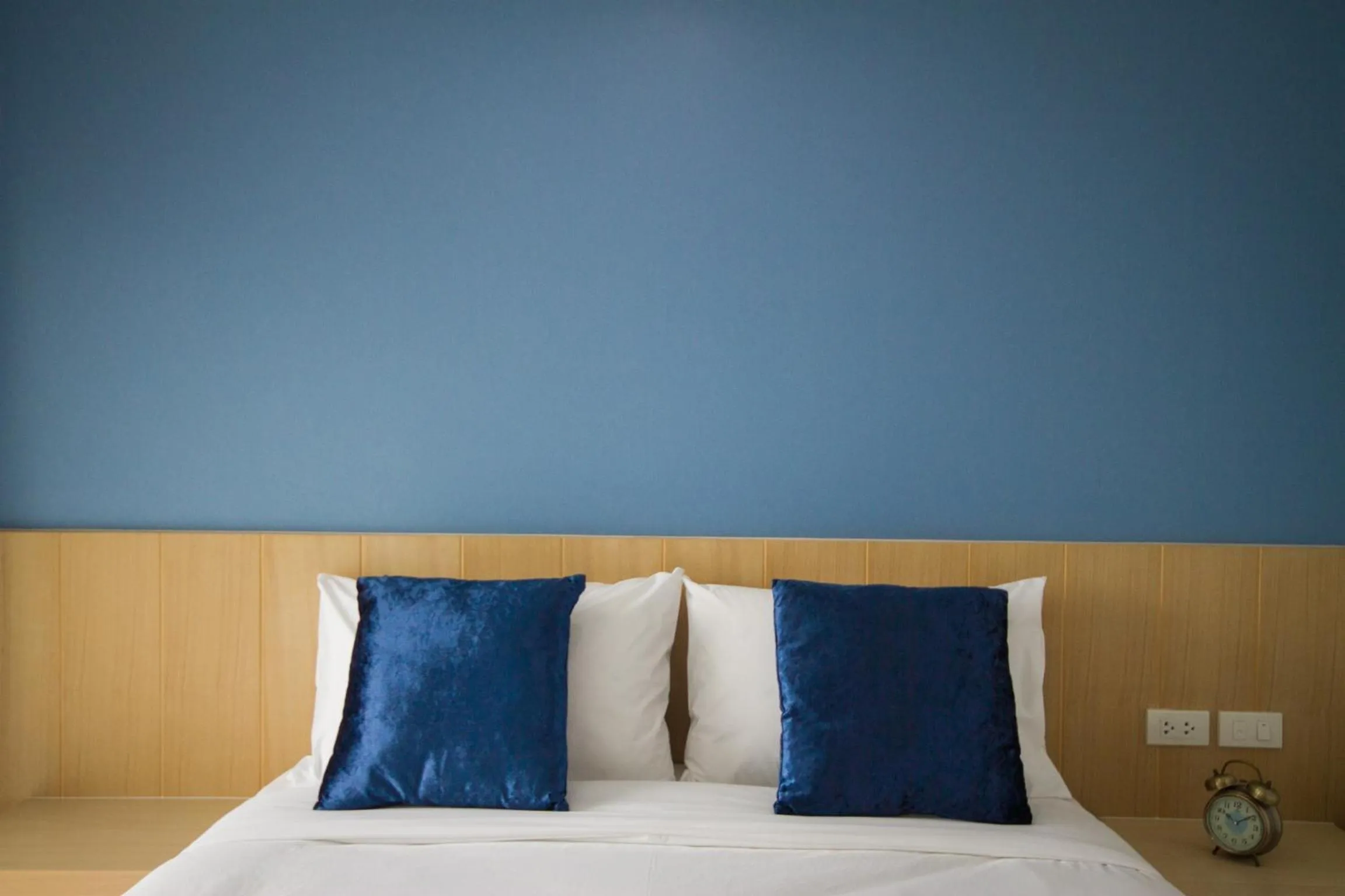 Bed in Charisma Residence