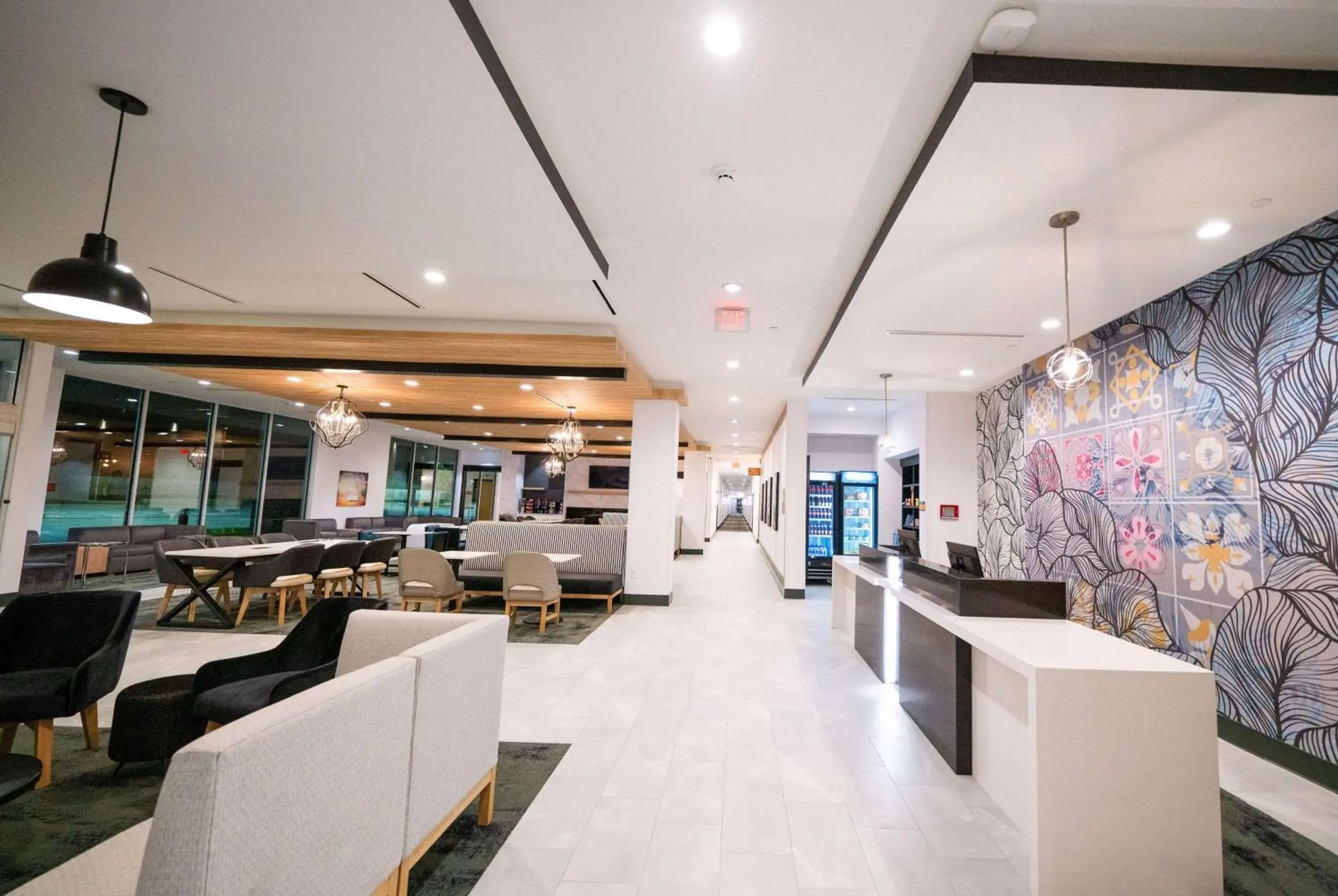 Lobby or reception, Restaurant/Places to Eat in La Quinta Inn & Suites by Wyndham Austin Parmer Tech Ridge