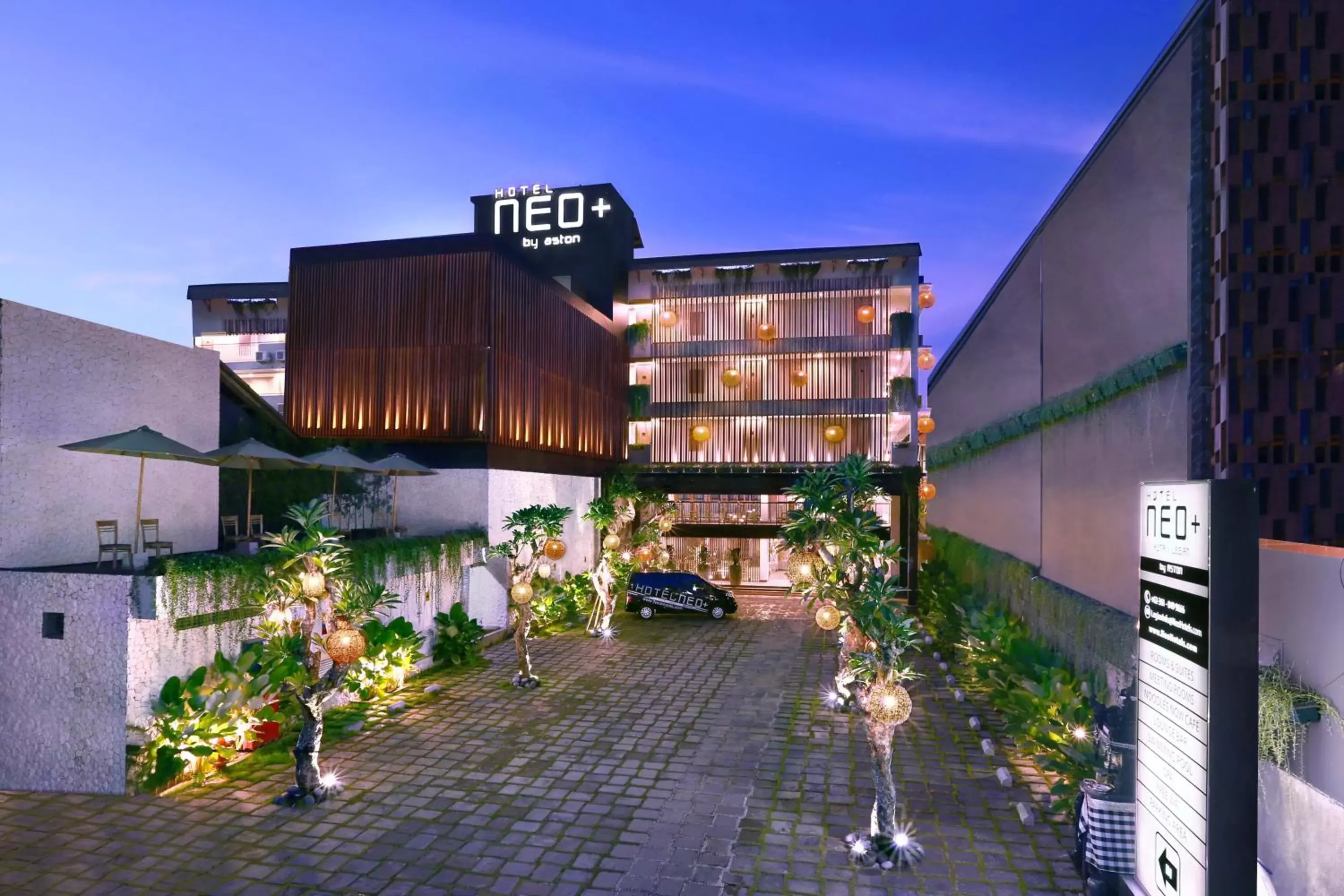 Facade/entrance, Property Building in Hotel Neo Kuta, Legian by ASTON