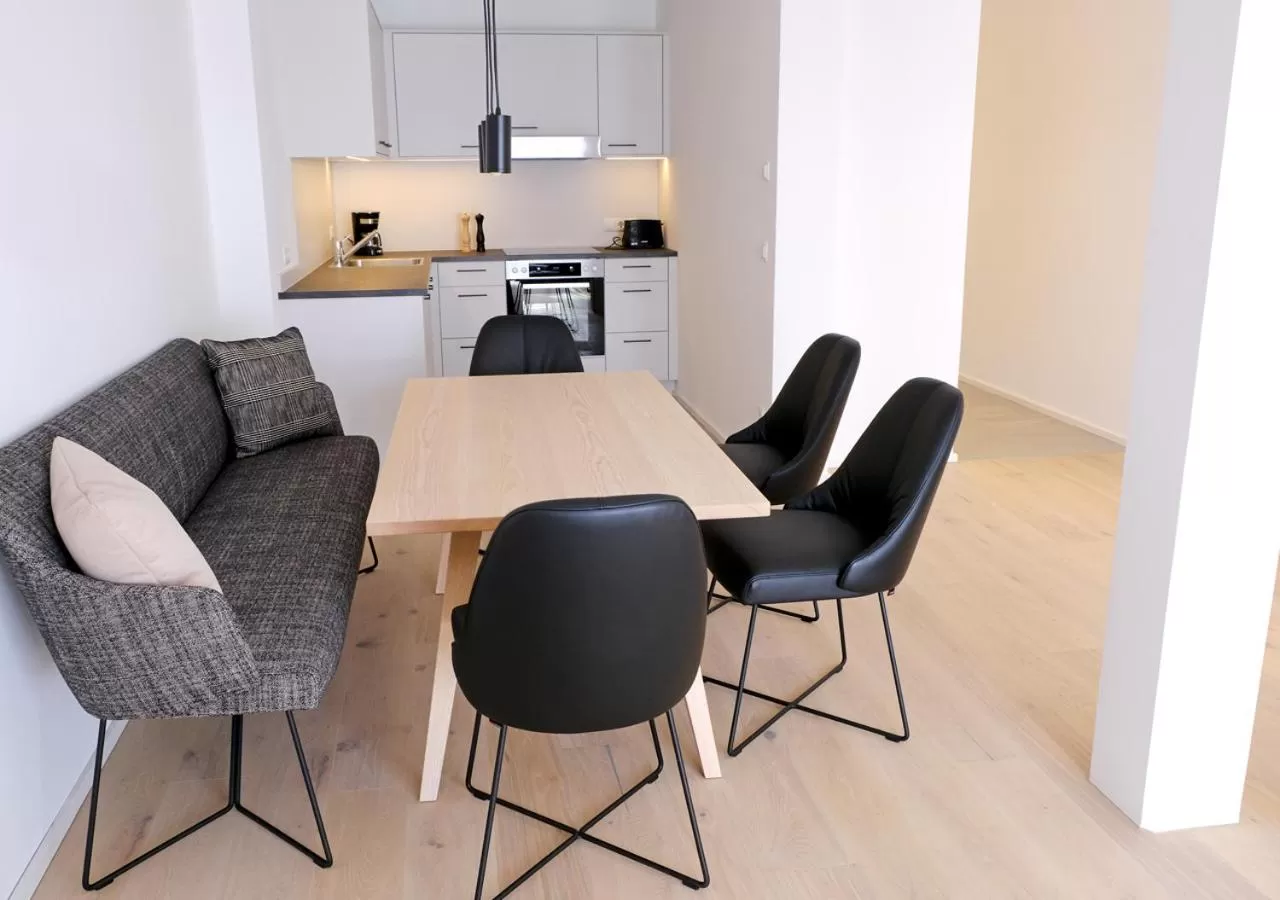 Dining area in Hotel Bayerischer Hof