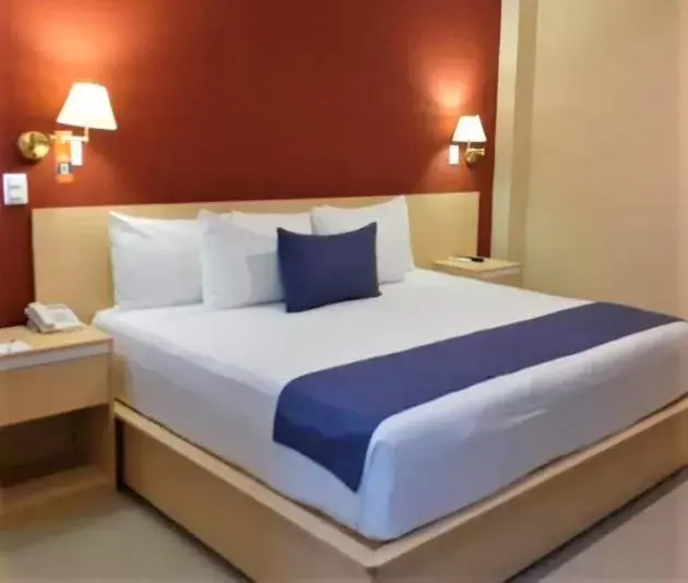 Bedroom, Bed in Sleep Inn Tuxtla