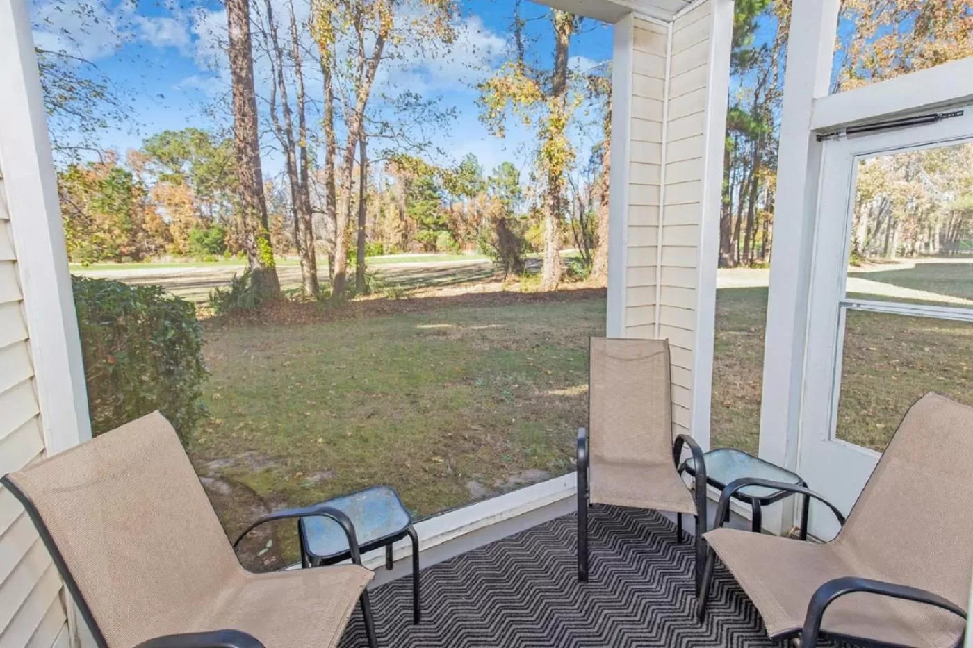Patio in River Oaks Golf Resort
