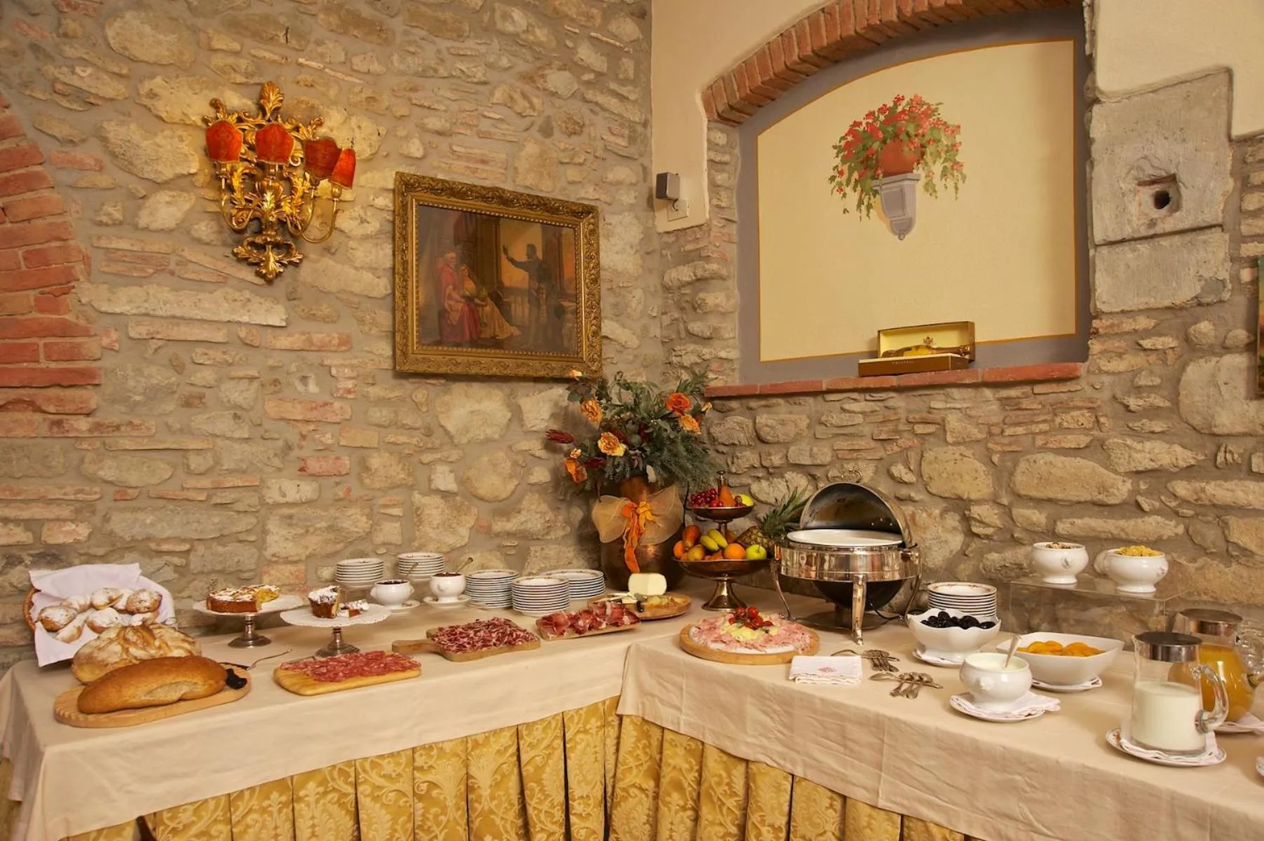 Buffet breakfast in Relais Villa Baldelli