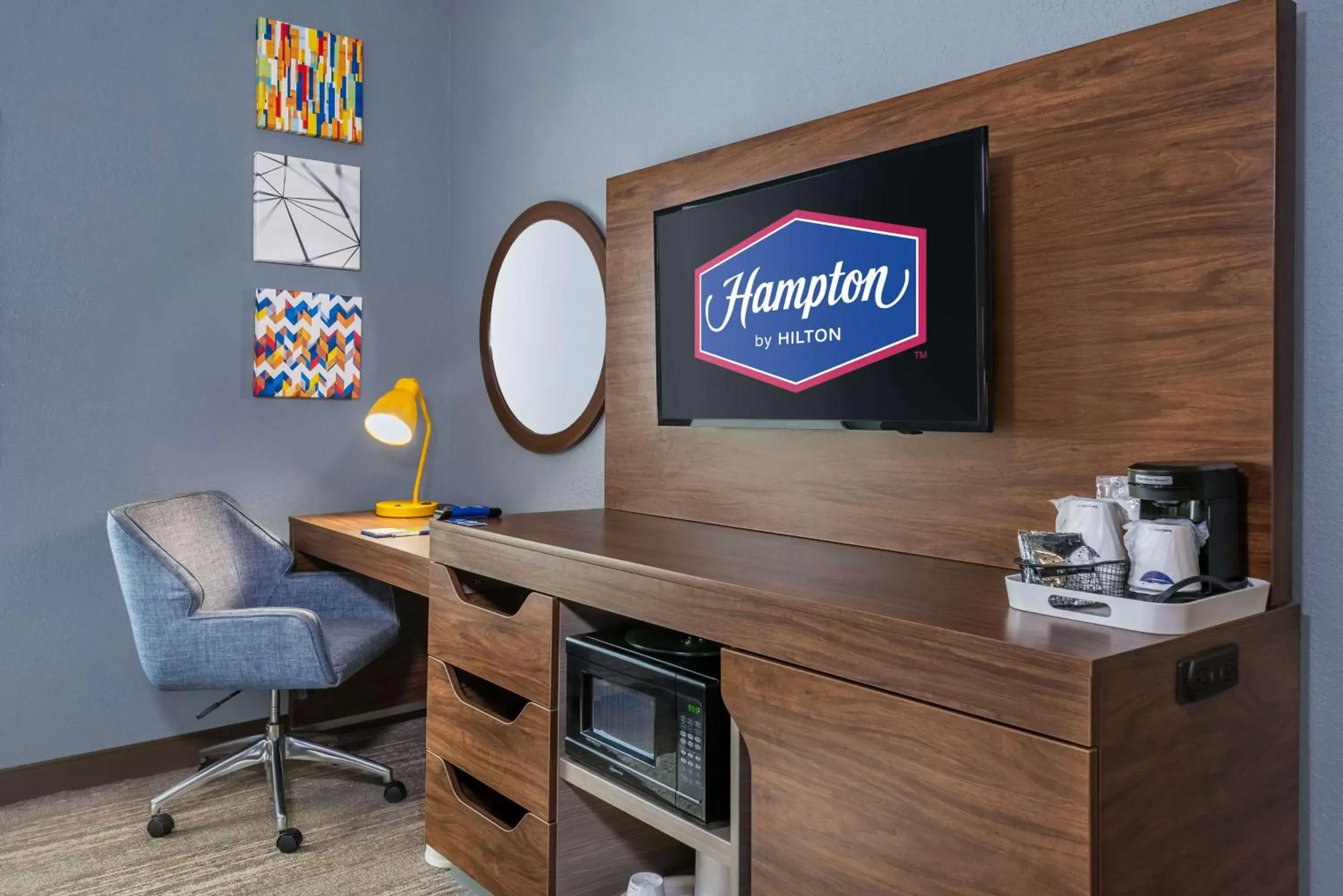 Bedroom in Hampton Inn & Suites Hopkinsville