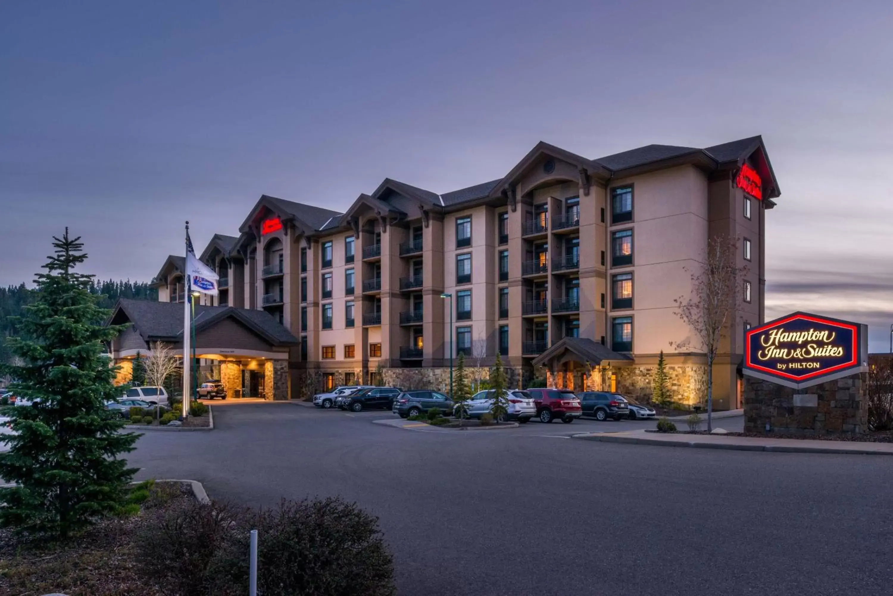 Property Building in Hampton Inn and Suites Coeur d'Alene