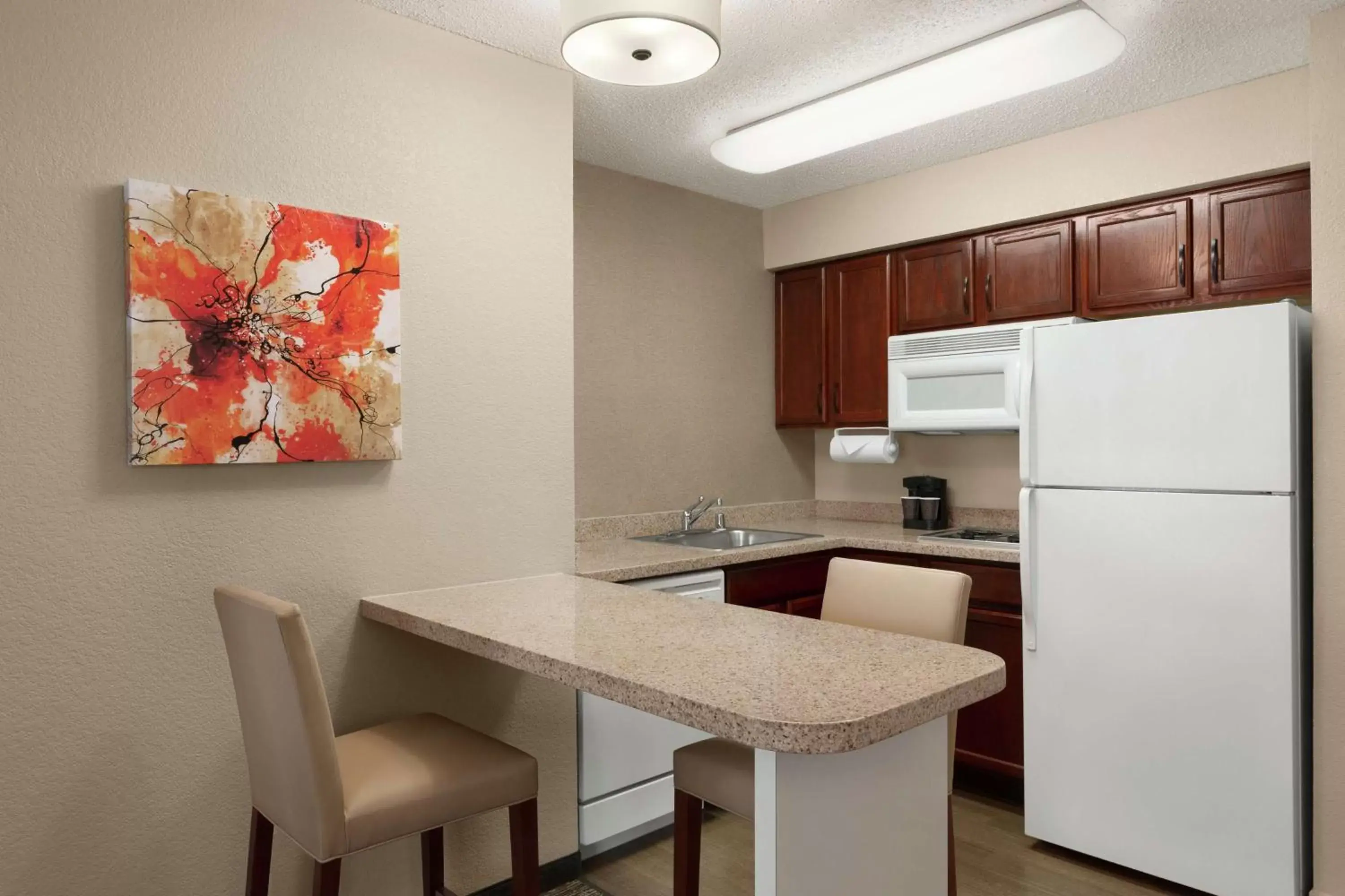 Kitchen or kitchenette, Kitchen/Kitchenette in Homewood Suites by Hilton Dallas-DFW Airport N-Grapevine