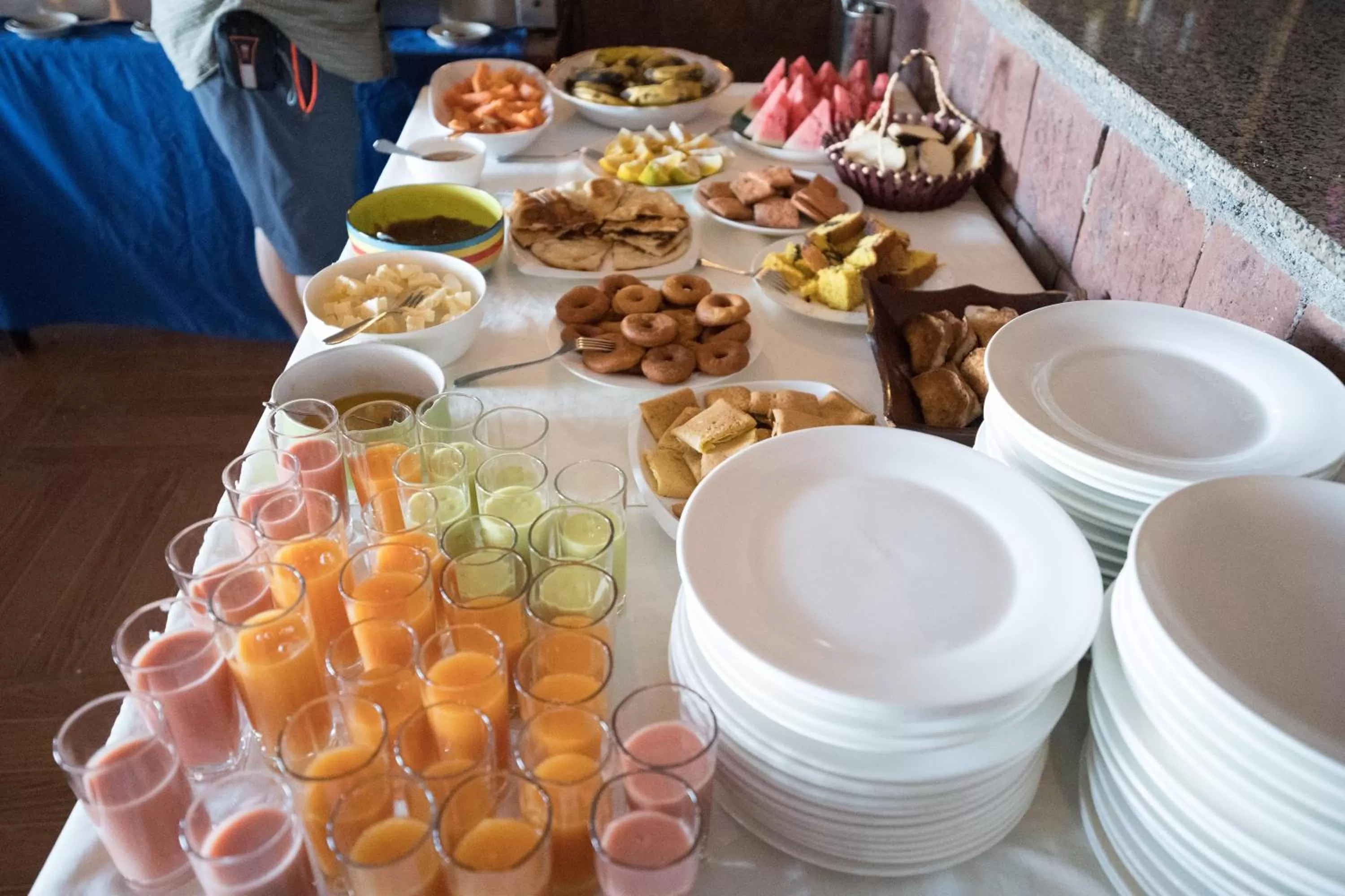 Food and drinks in Panoramic View Hotel