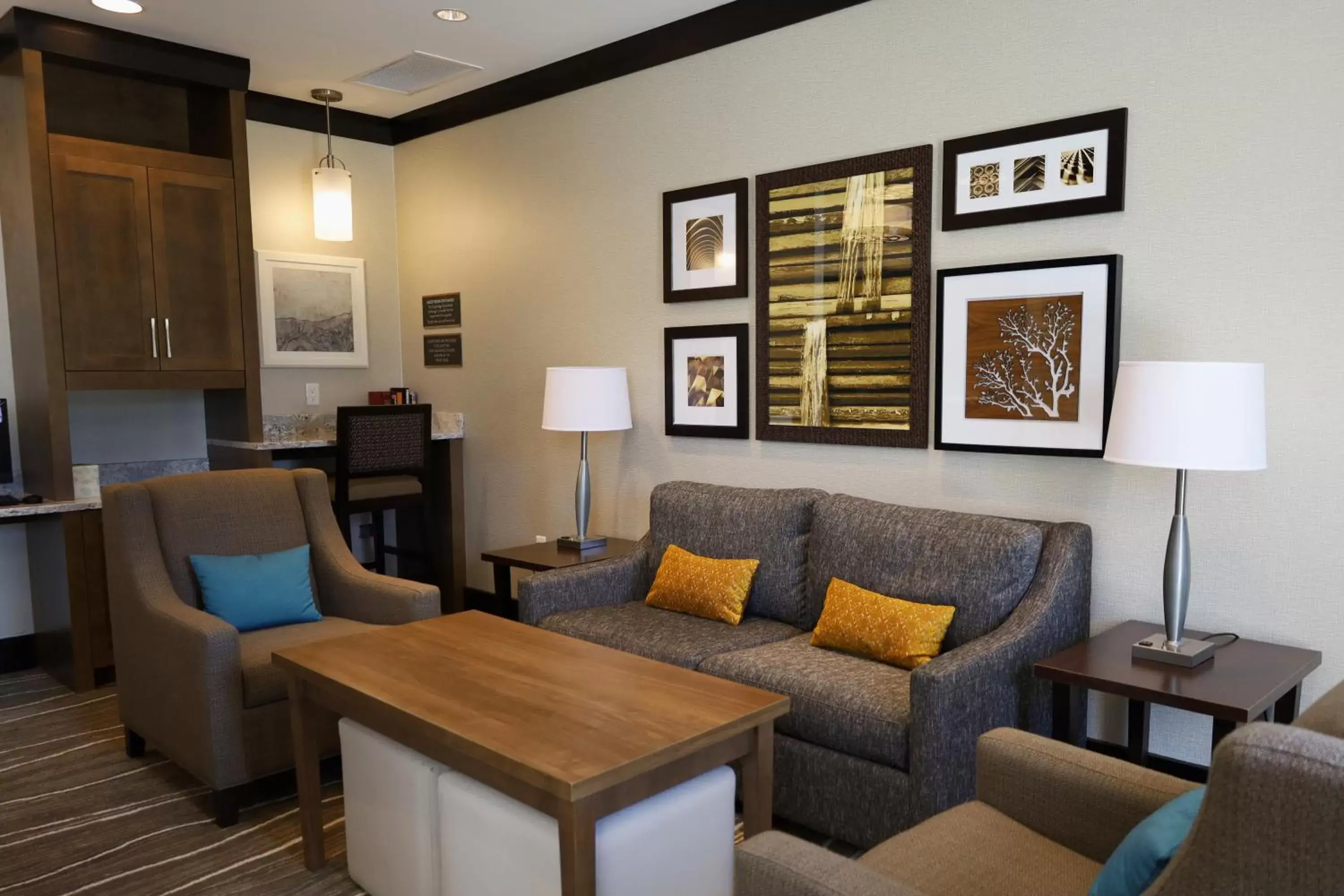 Property building, Seating Area in Staybridge Suites - Waterloo - St. Jacobs Area