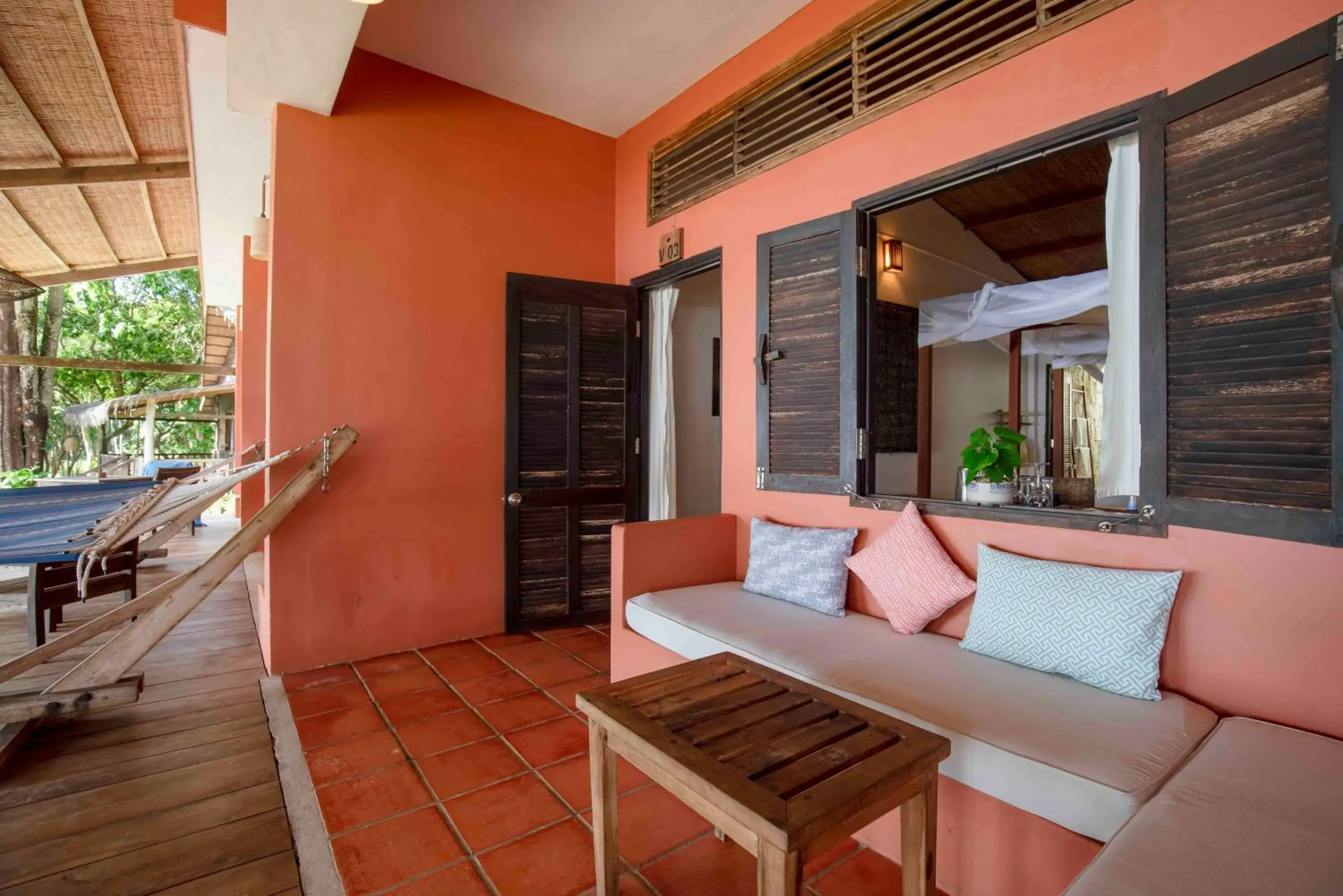 Balcony/Terrace in Mango Bay Resort