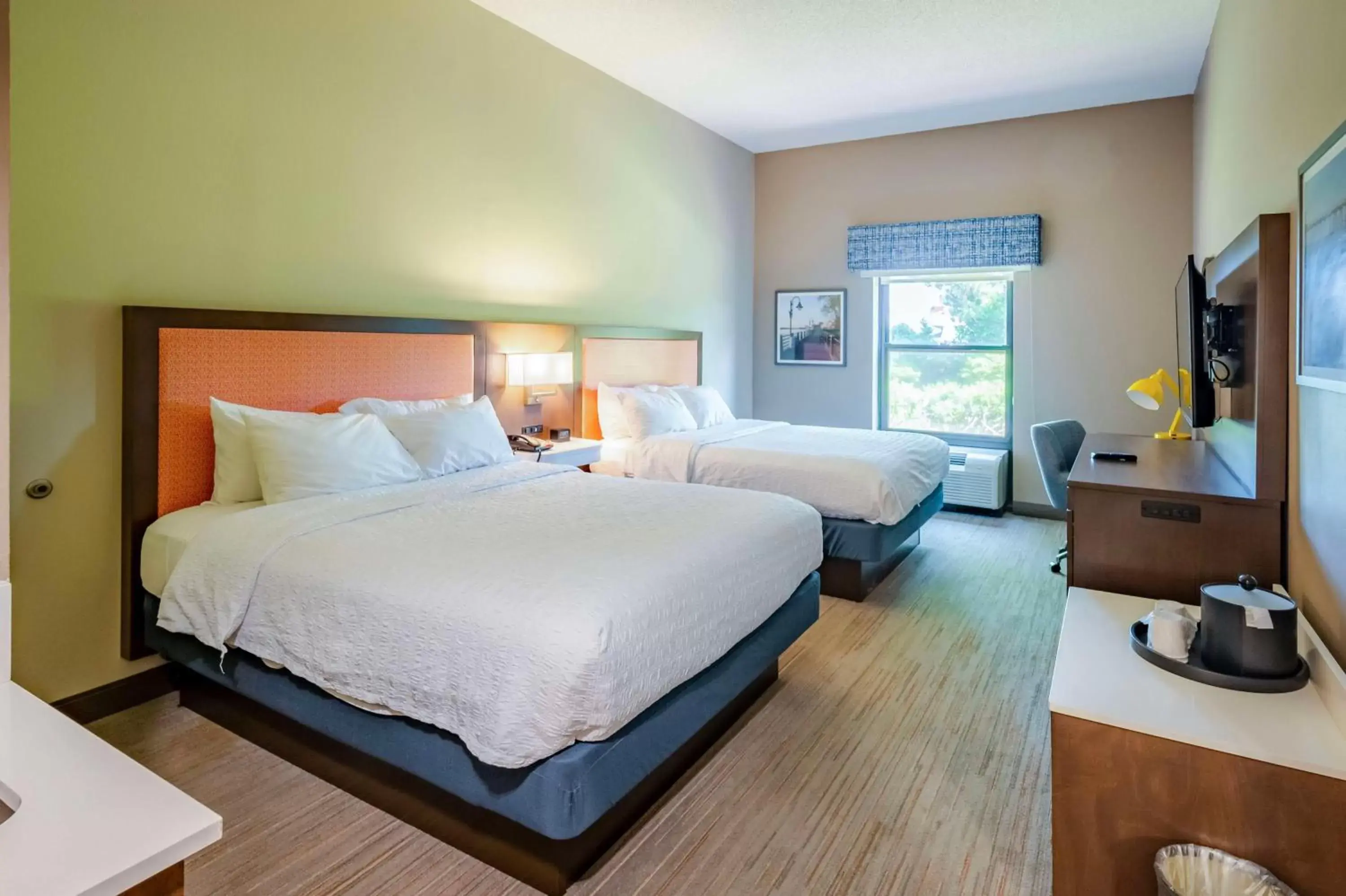 Bedroom, Bed in Hampton Inn Wilmington-Medical Park