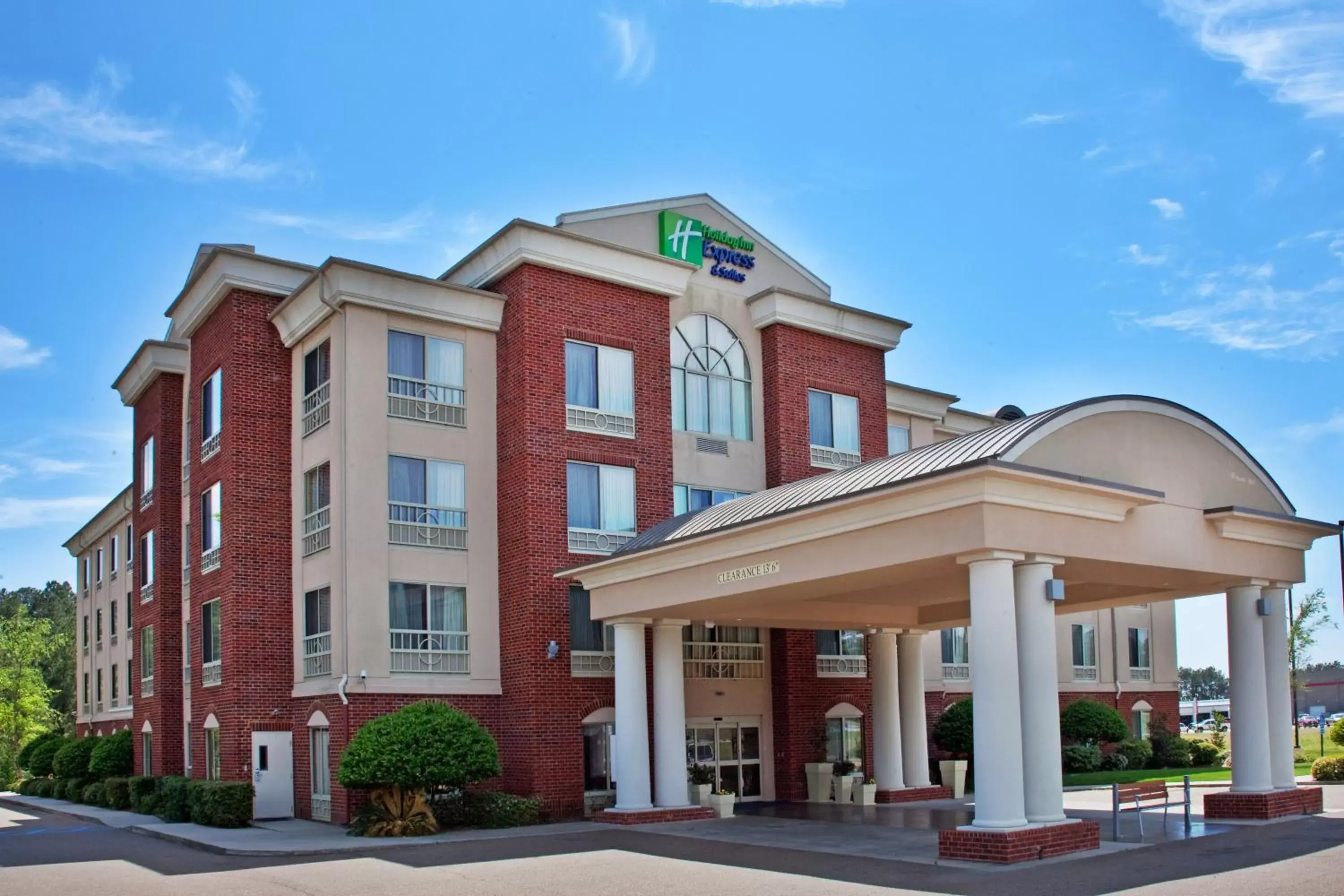 Property building in Holiday Inn Express Hotel & Suites West Monroe, an IHG Hotel