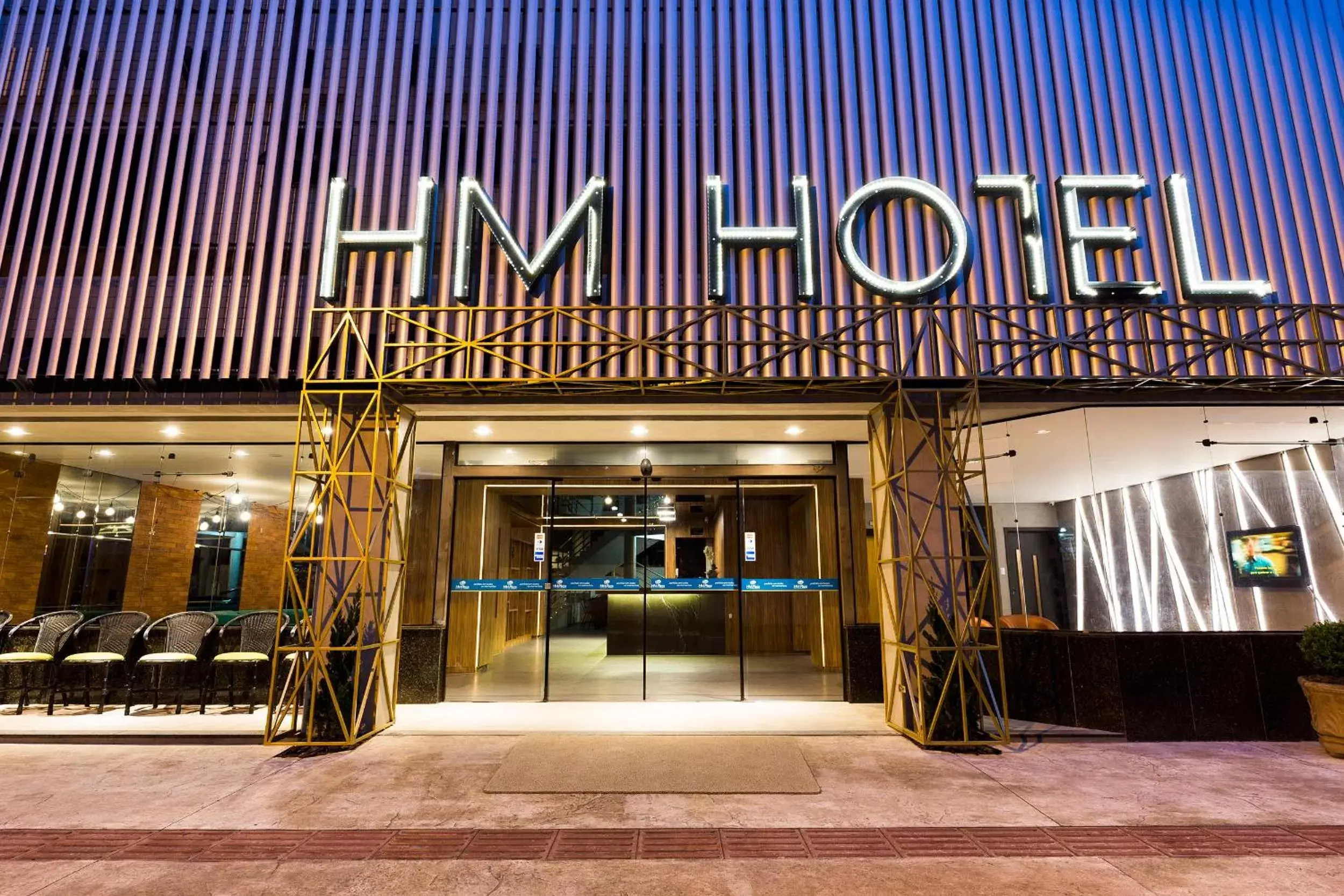 Facade/entrance in HM Hotel