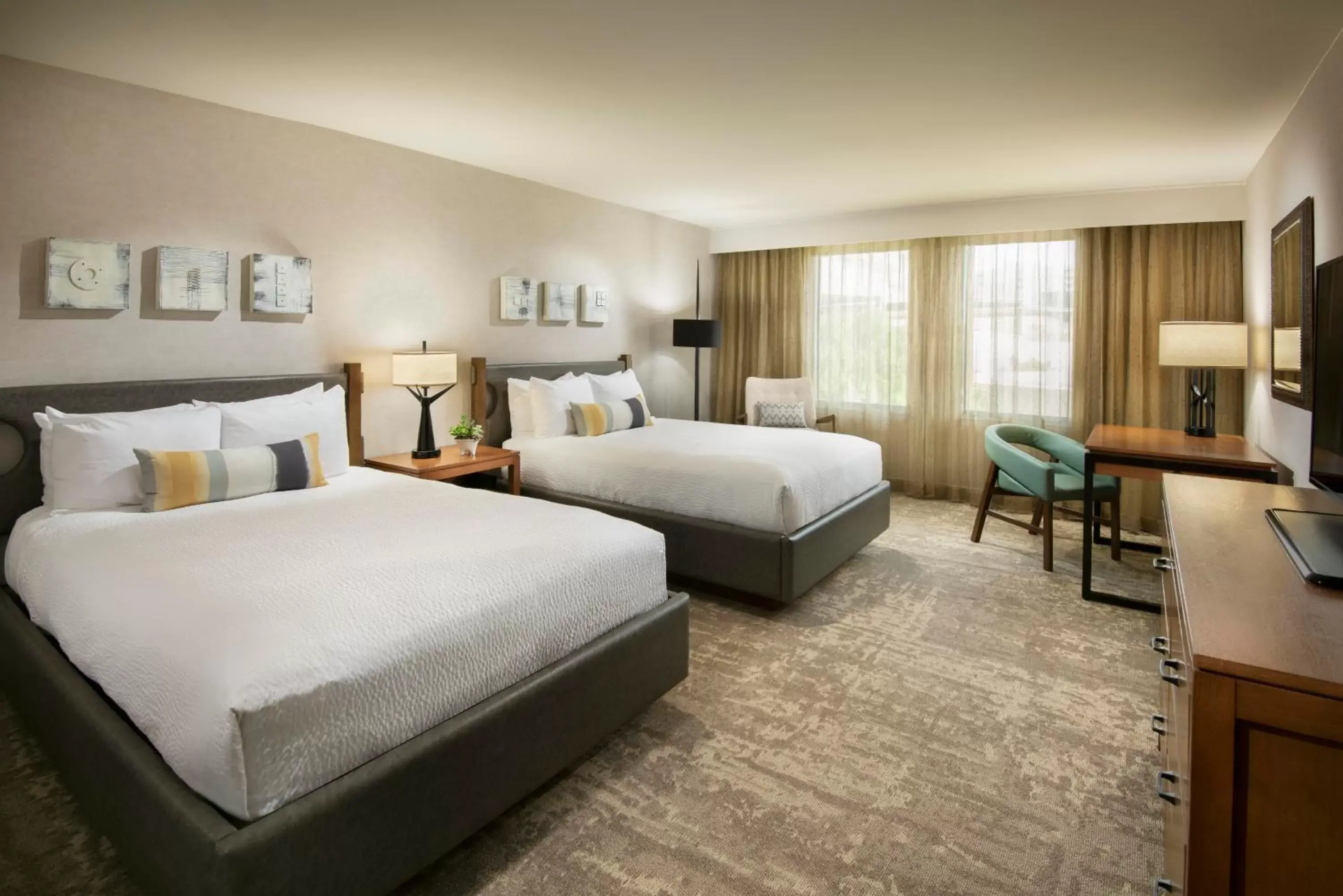 Double Room with Two Double Beds in Tempe Mission Palms, a Destination by Hyatt Hotel
