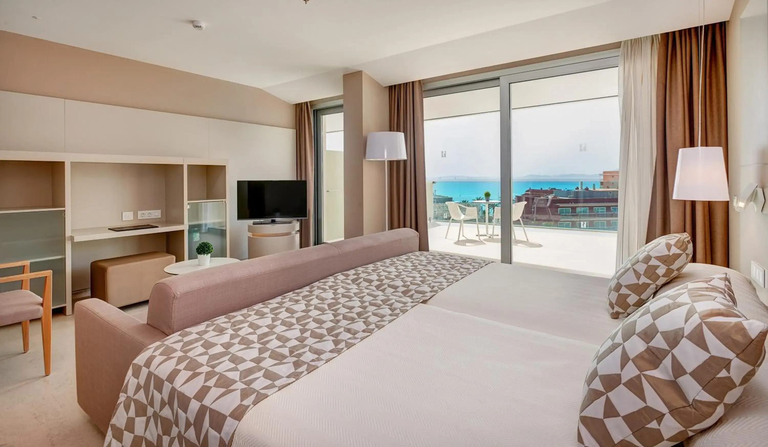 Bedroom in Hipotels Gran Playa de Palma