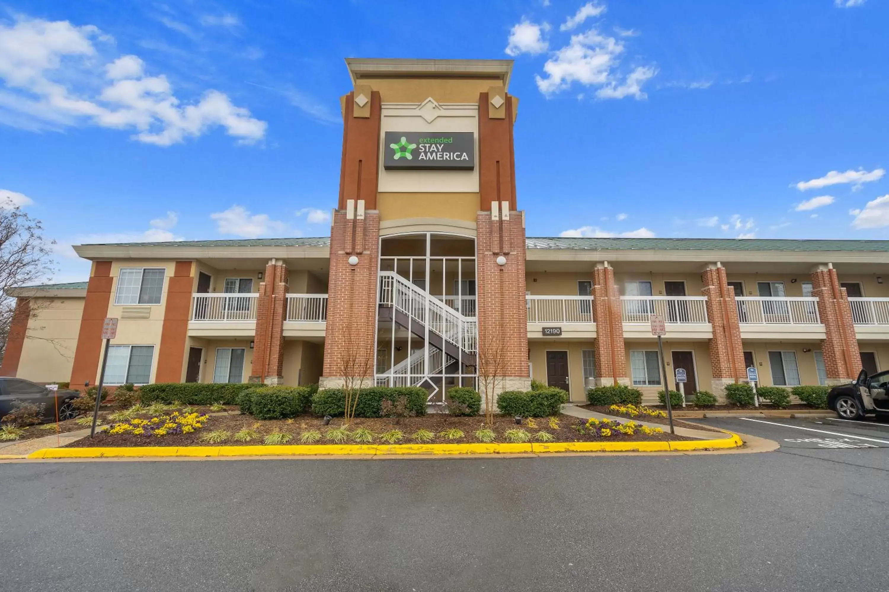 Property Building in Extended Stay America Suites - Washington, DC - Reston