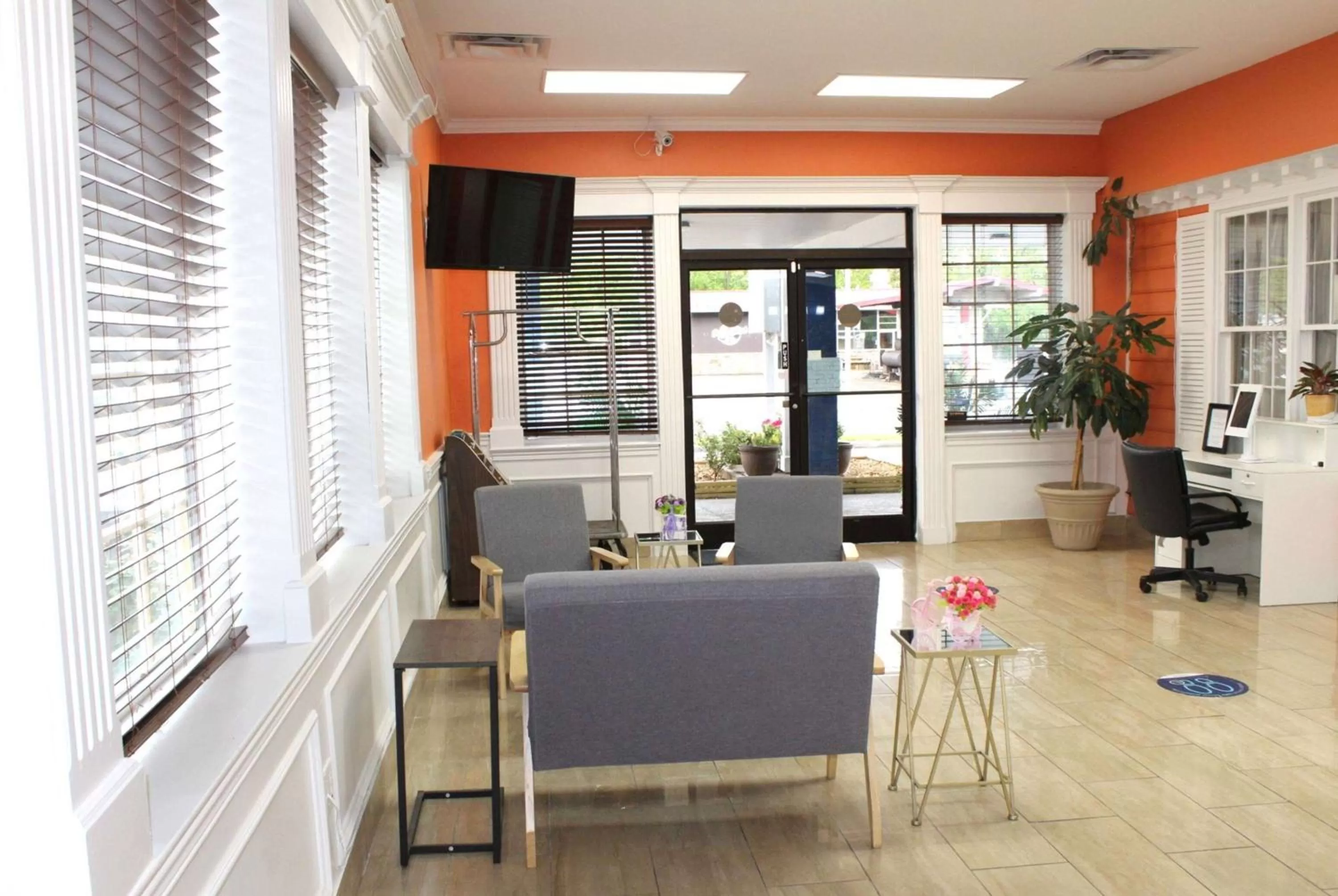 Lobby or reception in Baymont by Wyndham Front Royal Near Shenandoah National Park