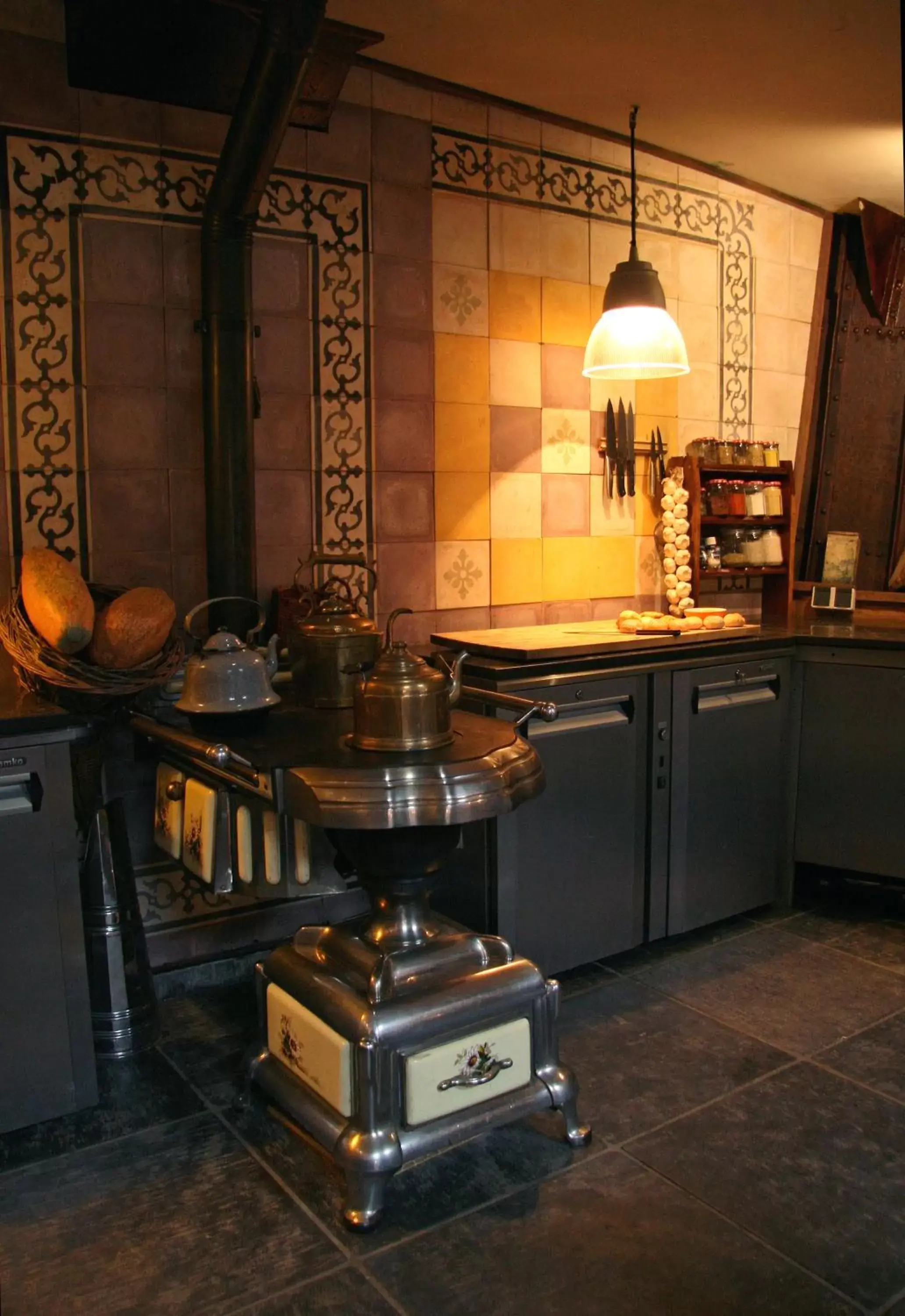 Lounge or bar, Kitchen/Kitchenette in Boat 'Opoe Sientje'