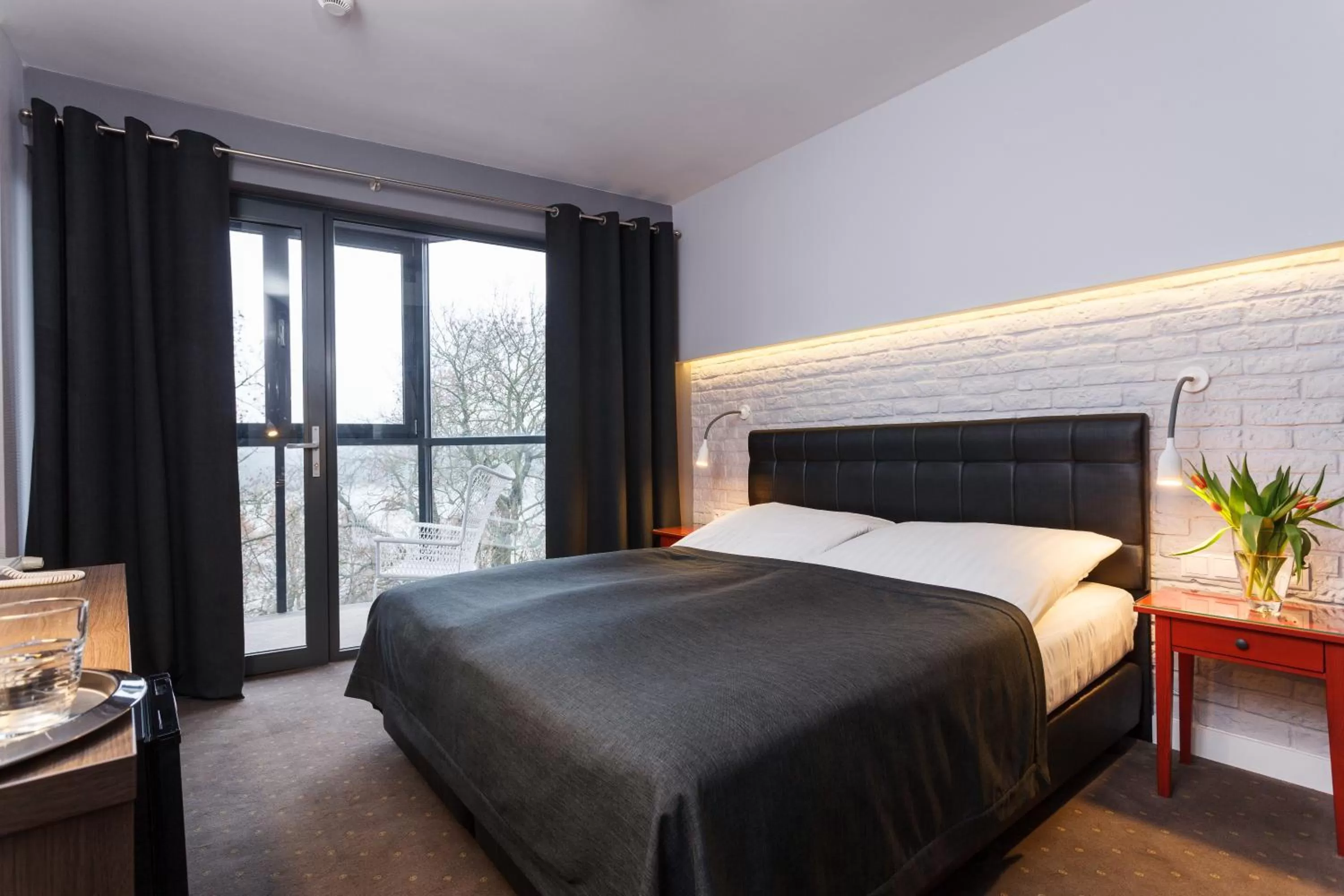 Bed in Hotel Czarna Róża